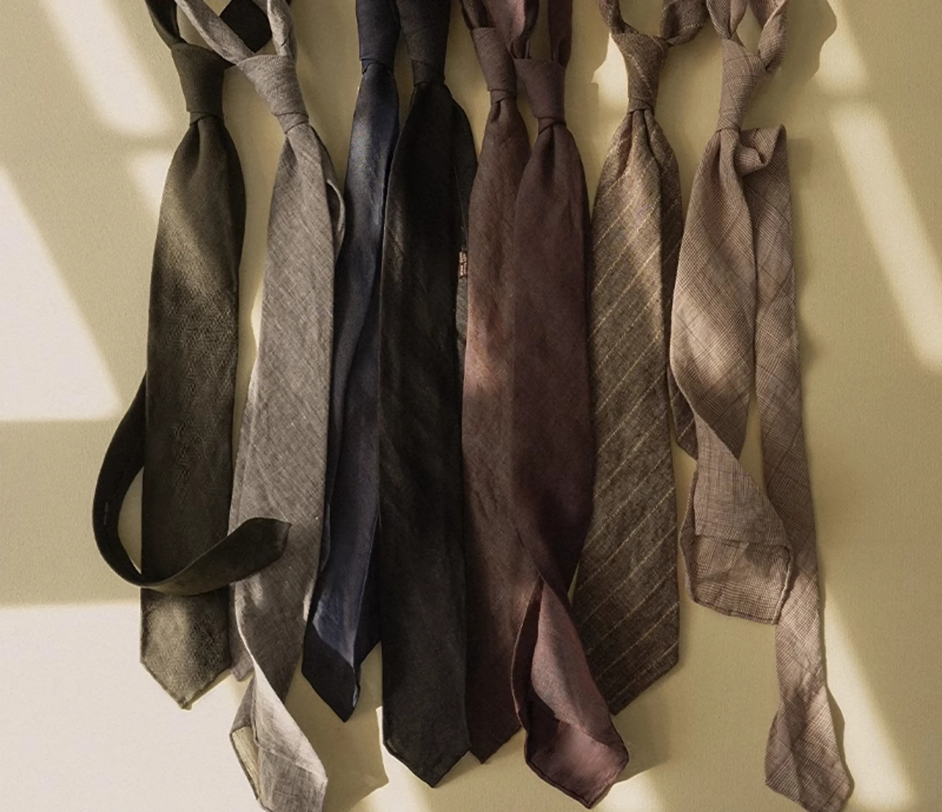 Classic Linen Necktie - Image 9