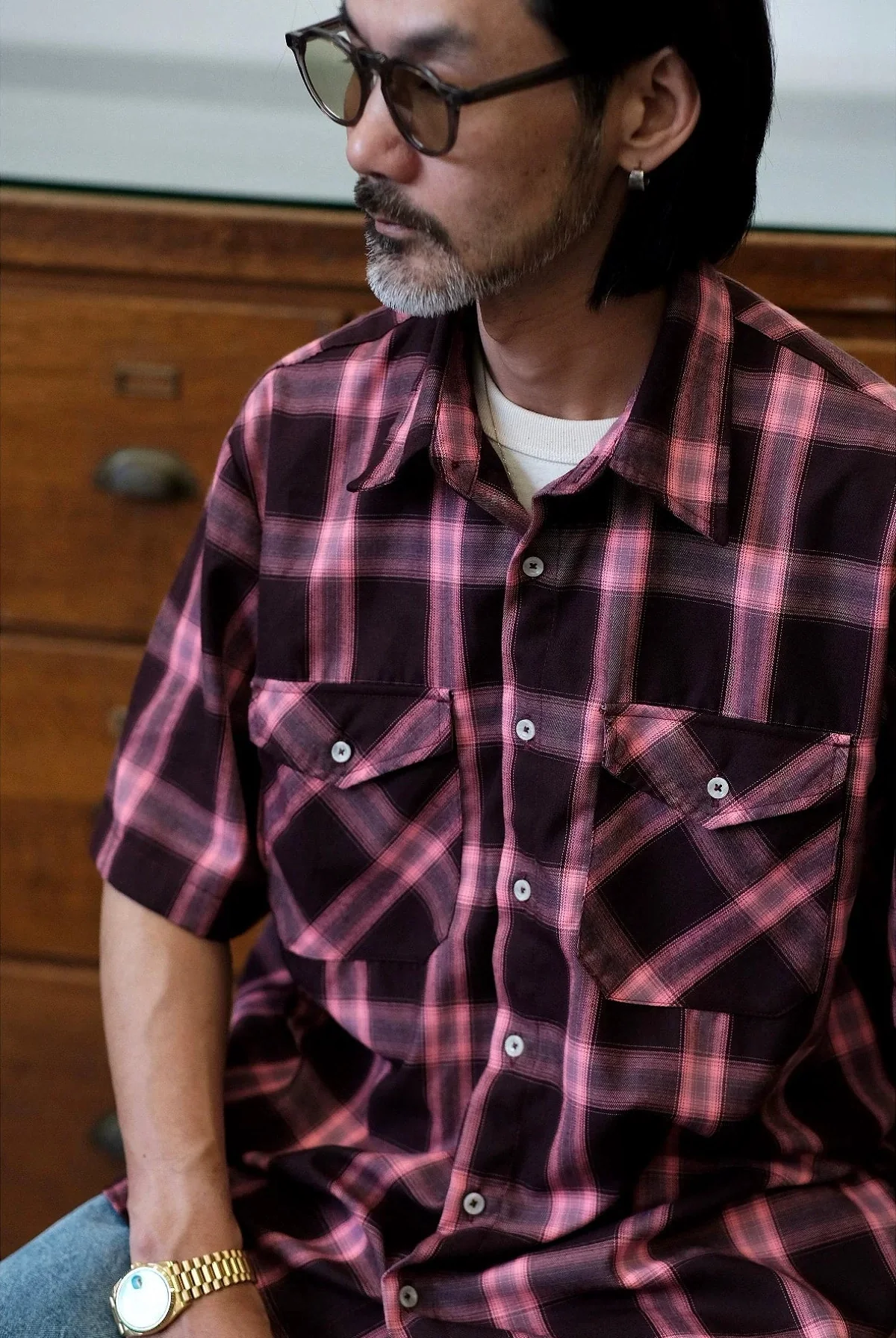 Classic Plaid Short-Sleeve Shirt - Image 6