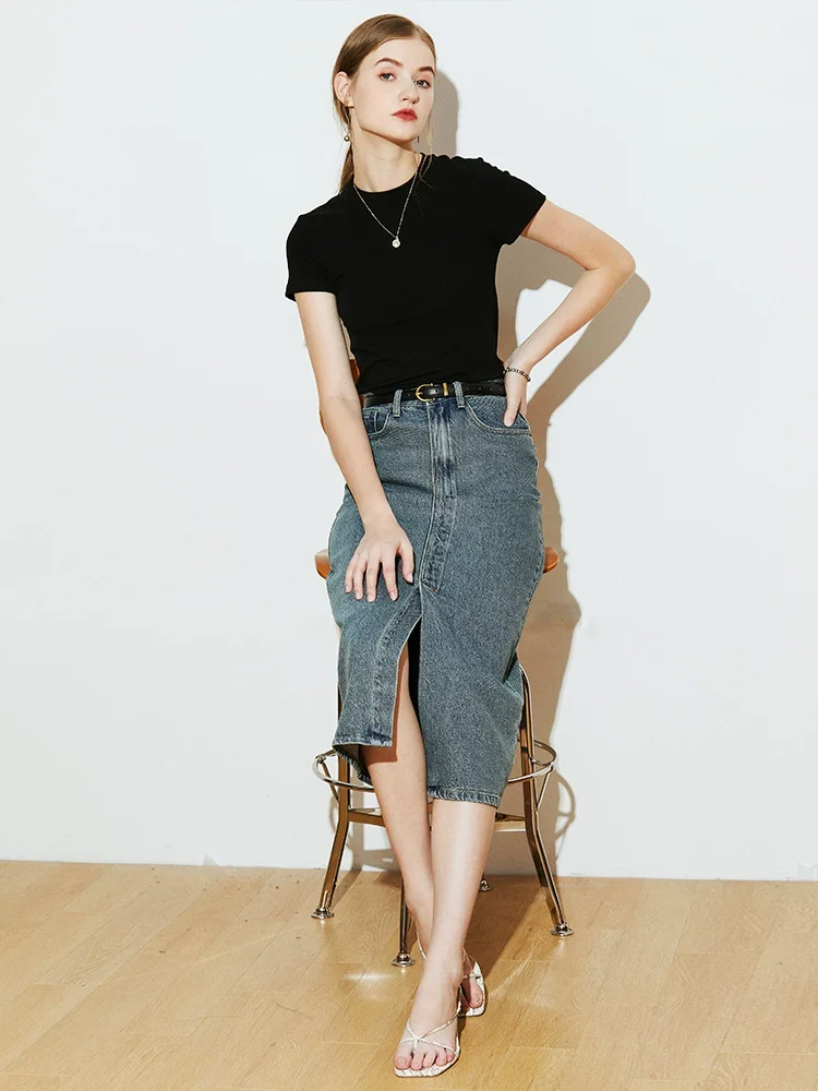 Classic Slim Ribbed T-Shirt - Image 3