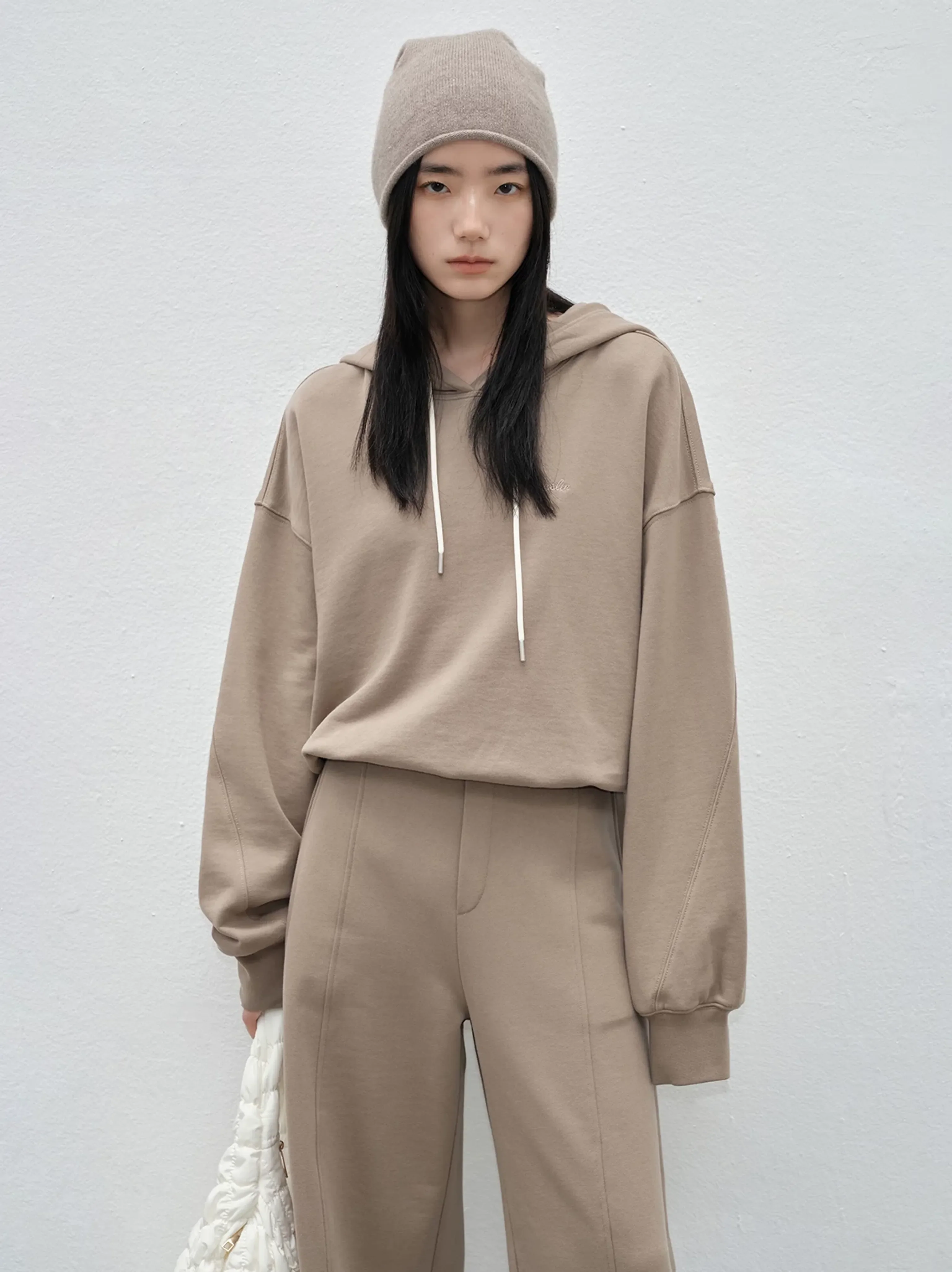 CleanFit Hooded Sweatshirt and Wide-Leg Pants Set - Image 3