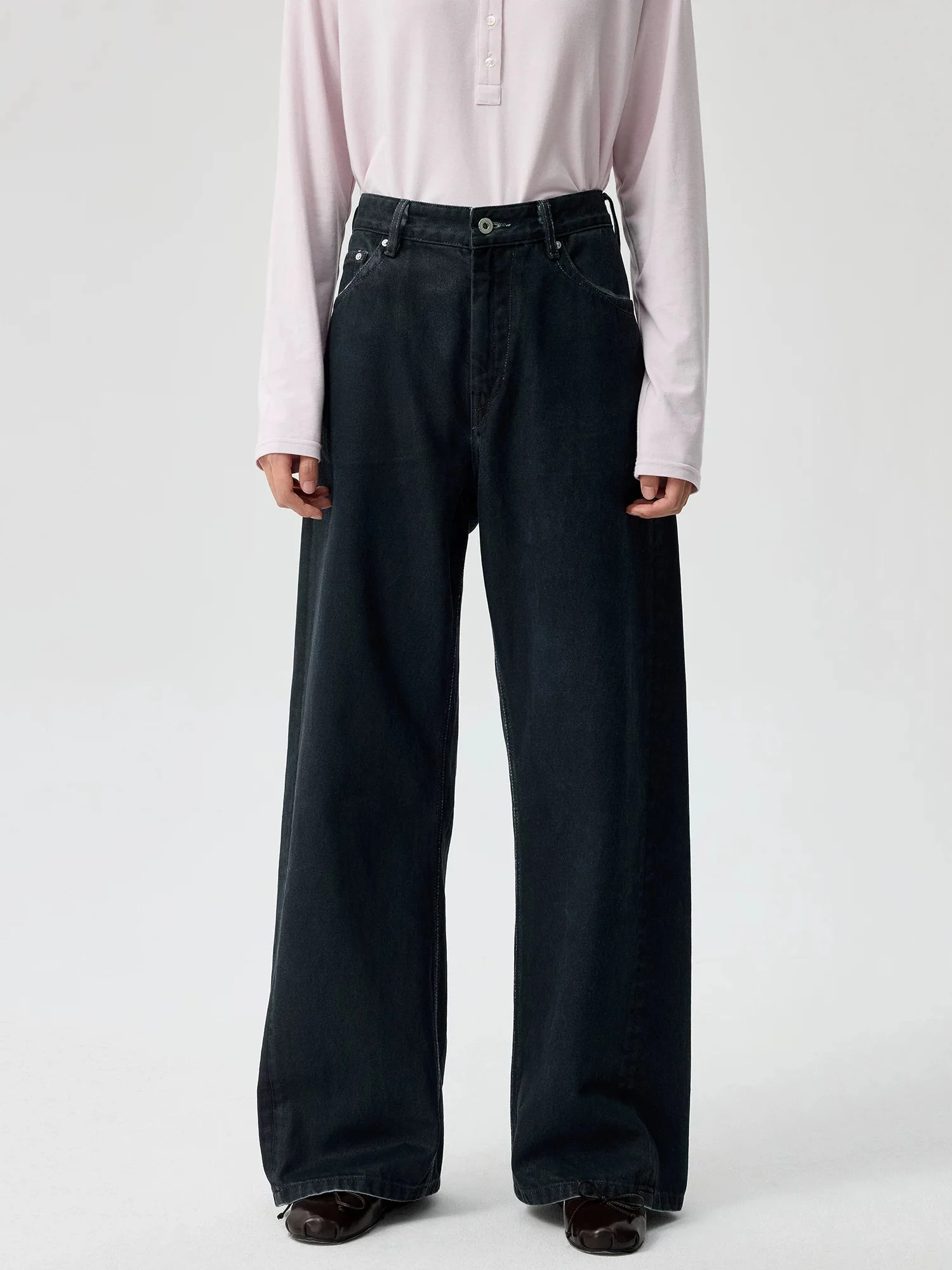 Coated Wide Straight Jeans - Image 3