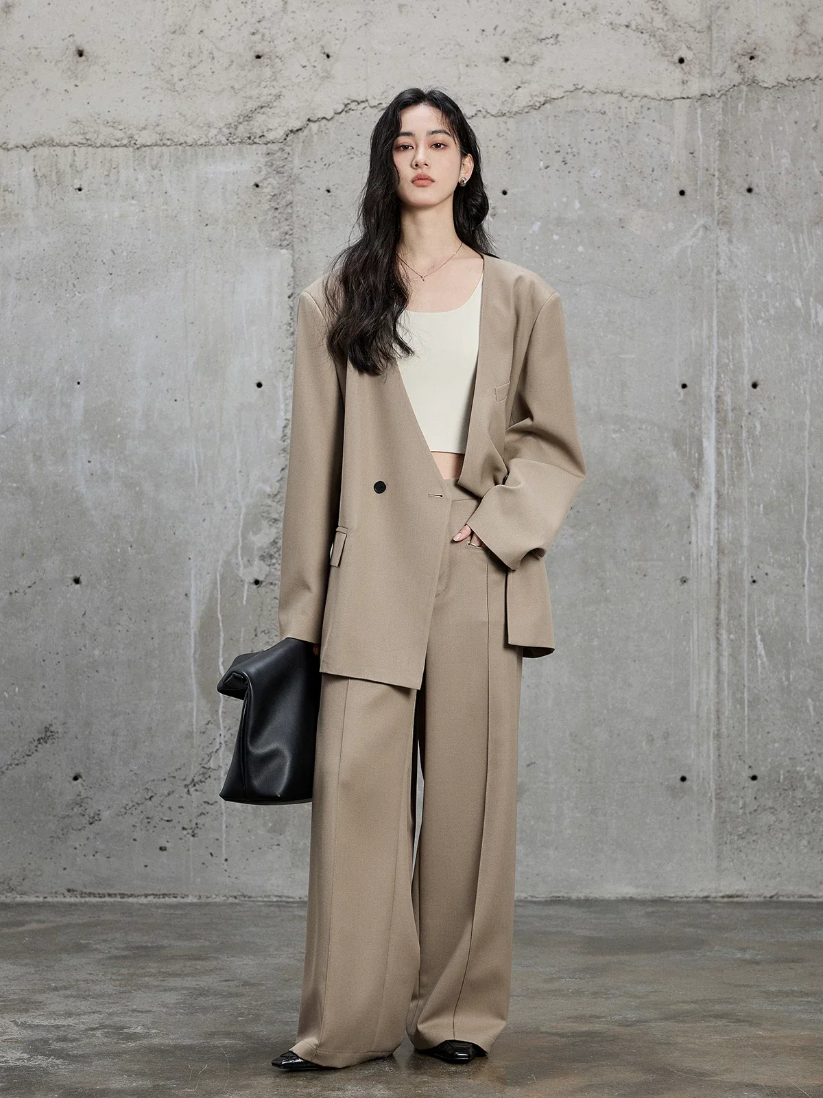 Collarless Double-Breasted Wool Twill Suit - Image 4