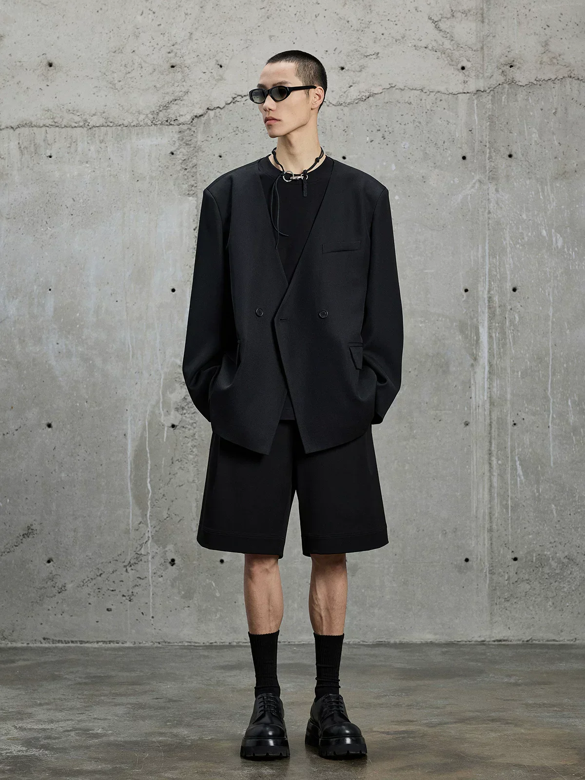 Collarless Double-Breasted Wool Twill Suit - Image 5