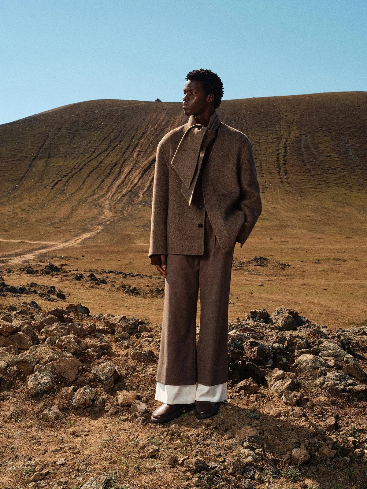 Collarless Double-Faced Wool Jacket & Scarf Set