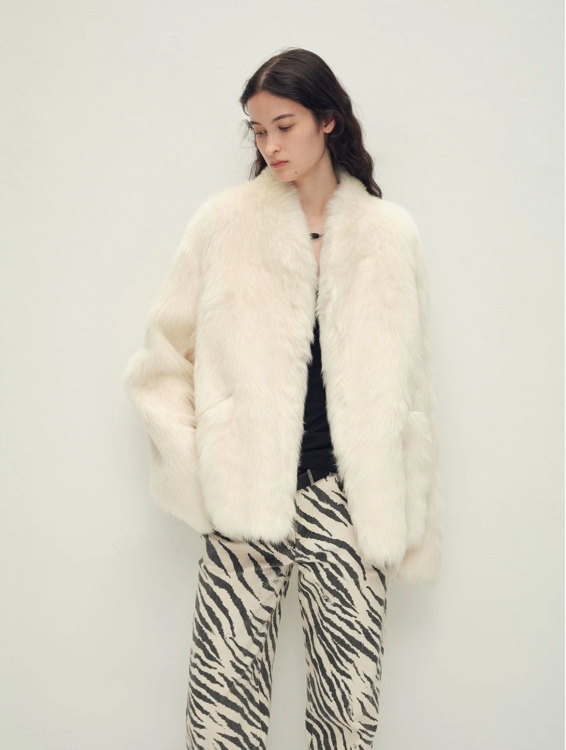 Collarless Fur Jacket - Image 7