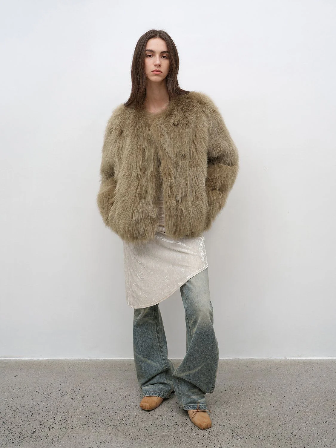 Collarless Fur Jacket - Image 5
