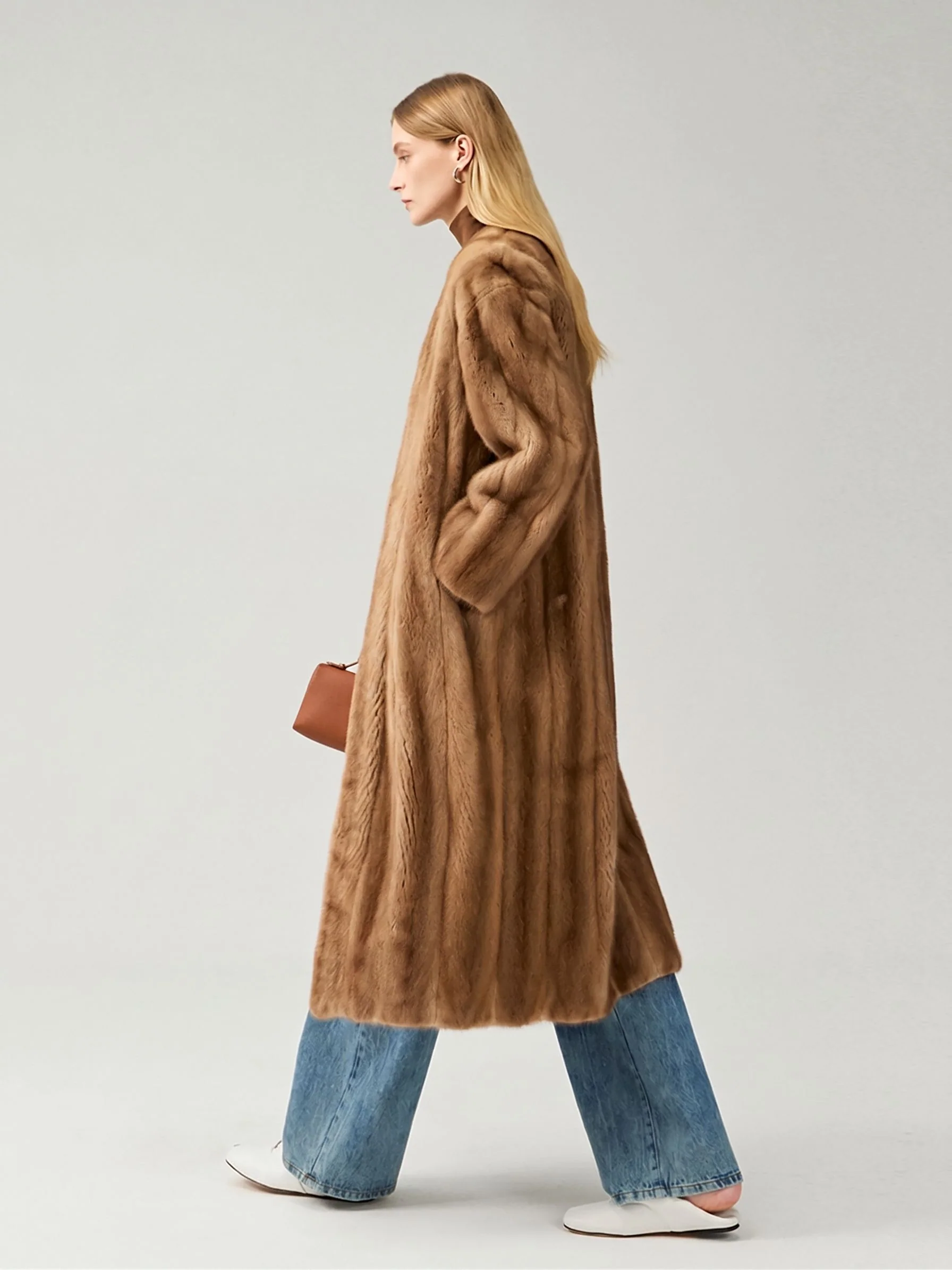 Collarless Mink Coat - Image 8