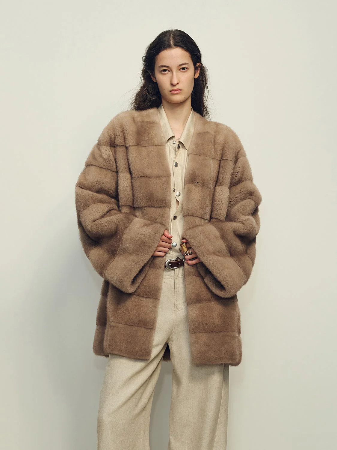Collarless Mink Jacket - Image 2
