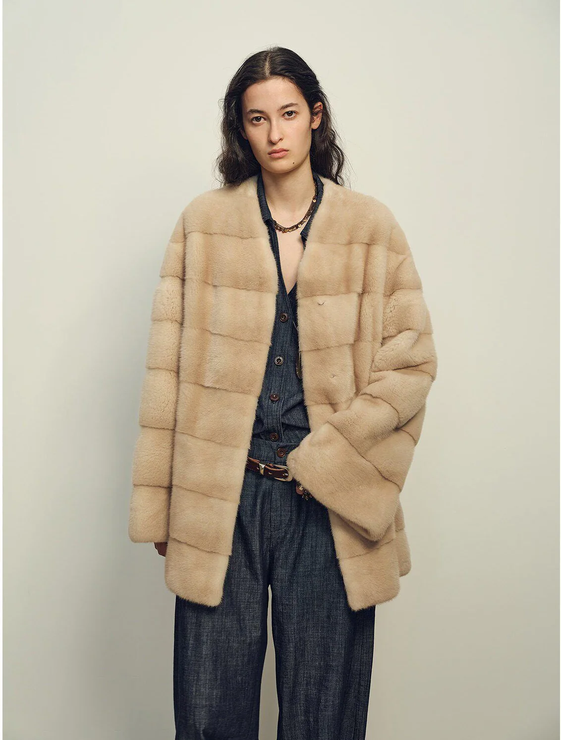 Collarless Mink Jacket - Image 5