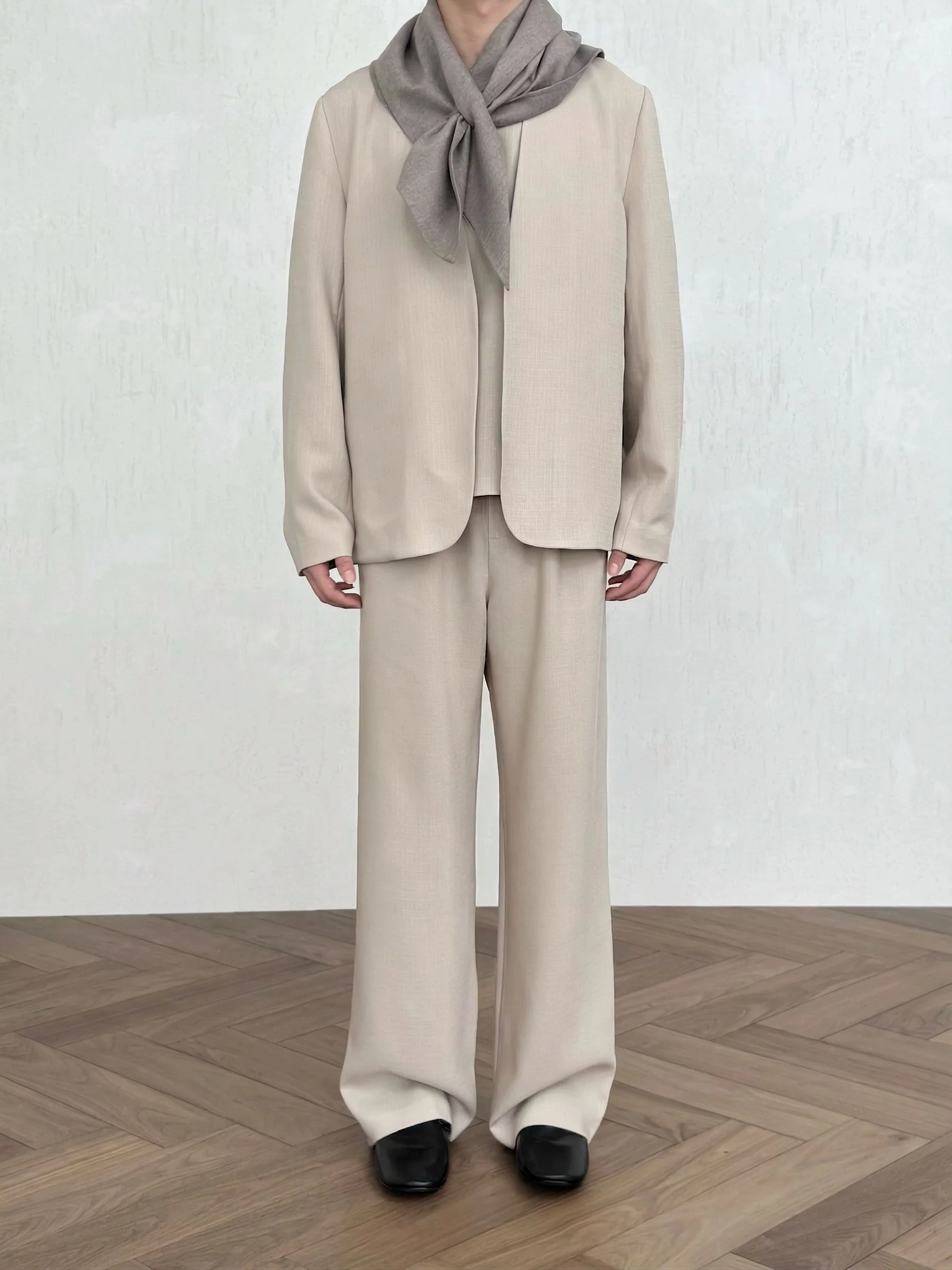 Collarless Open Blazer - Image 4