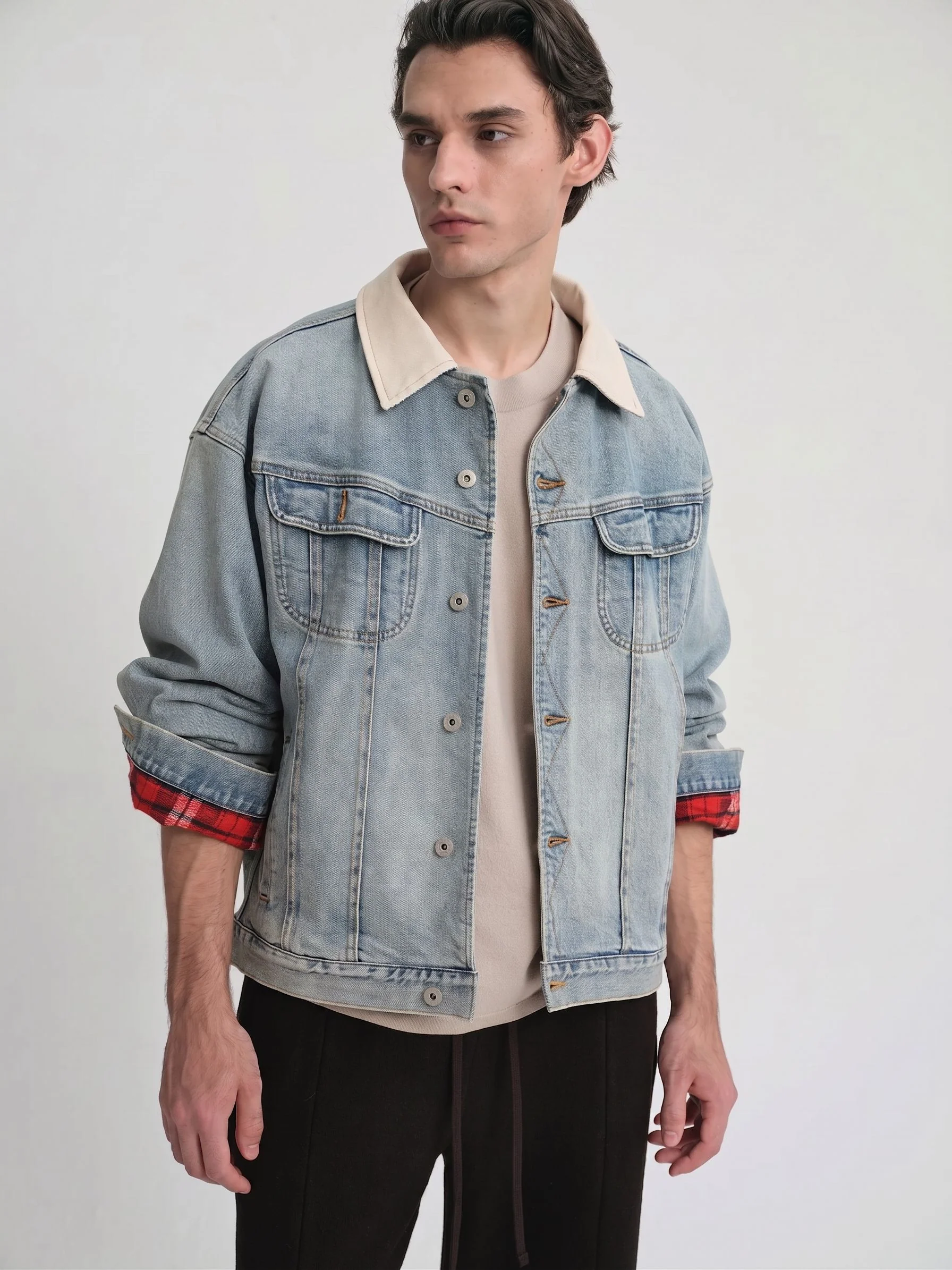 Contrast Collar Denim Jacket - Image 3