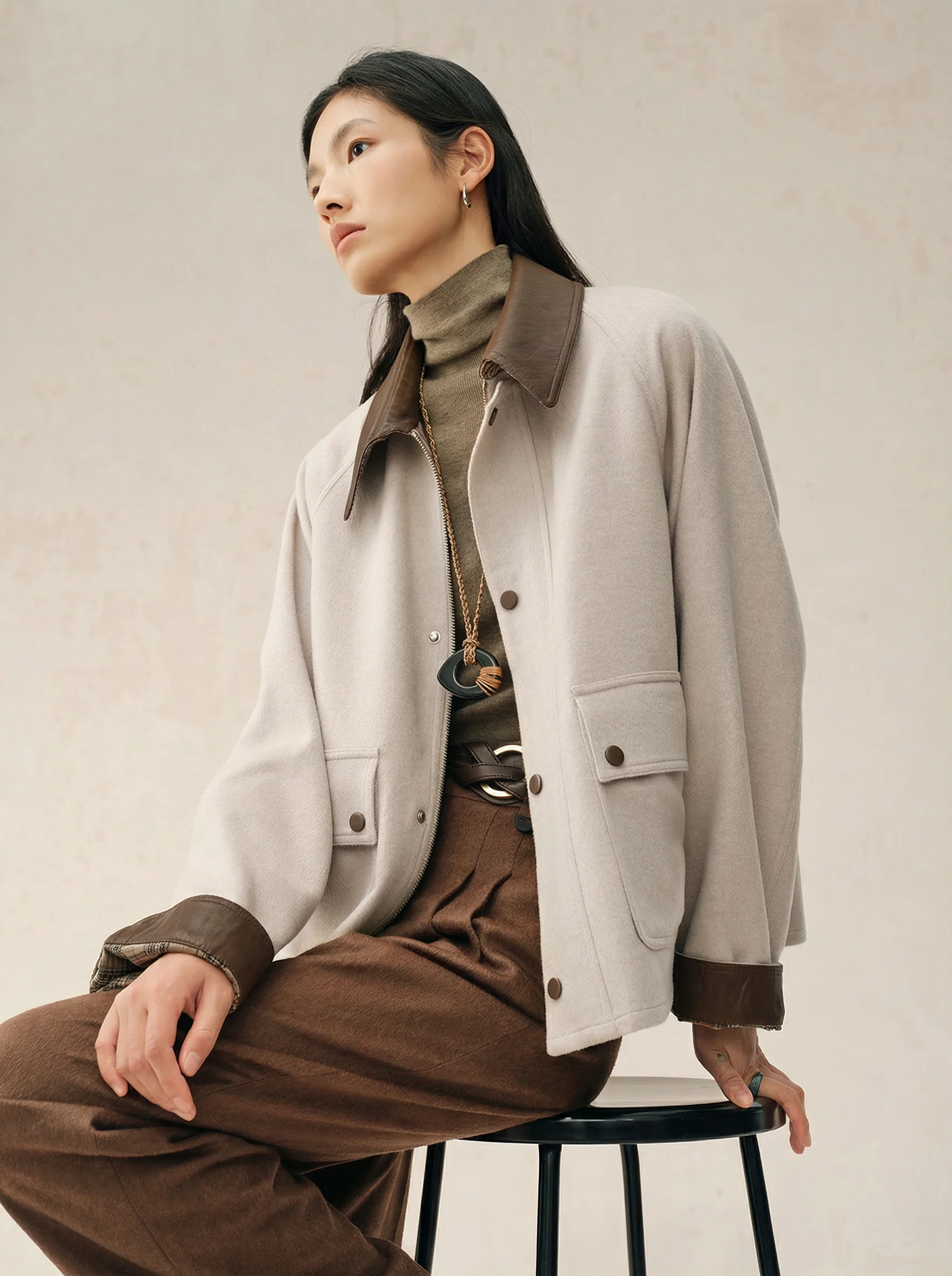 Contrast Collar Short Barn Jacket - Image 4