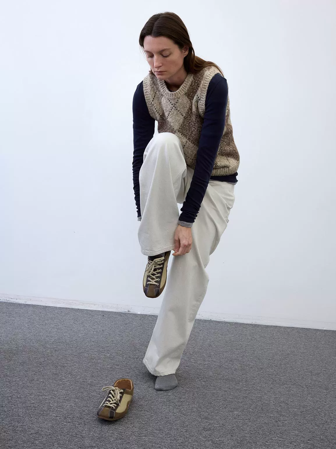 Contrast Cowhide Sneakers - Image 4