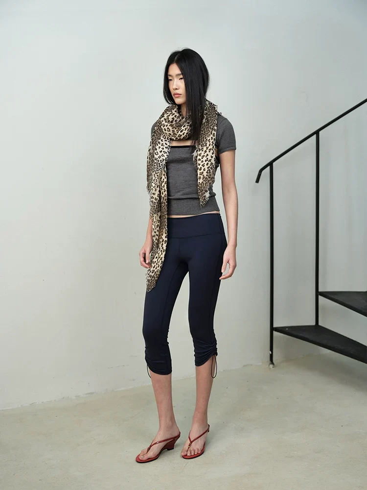 Contrast Detachable Wool Knit Top - Image 3
