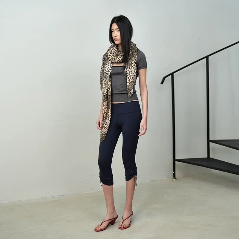 Contrast Detachable Wool Knit Top - Image 6