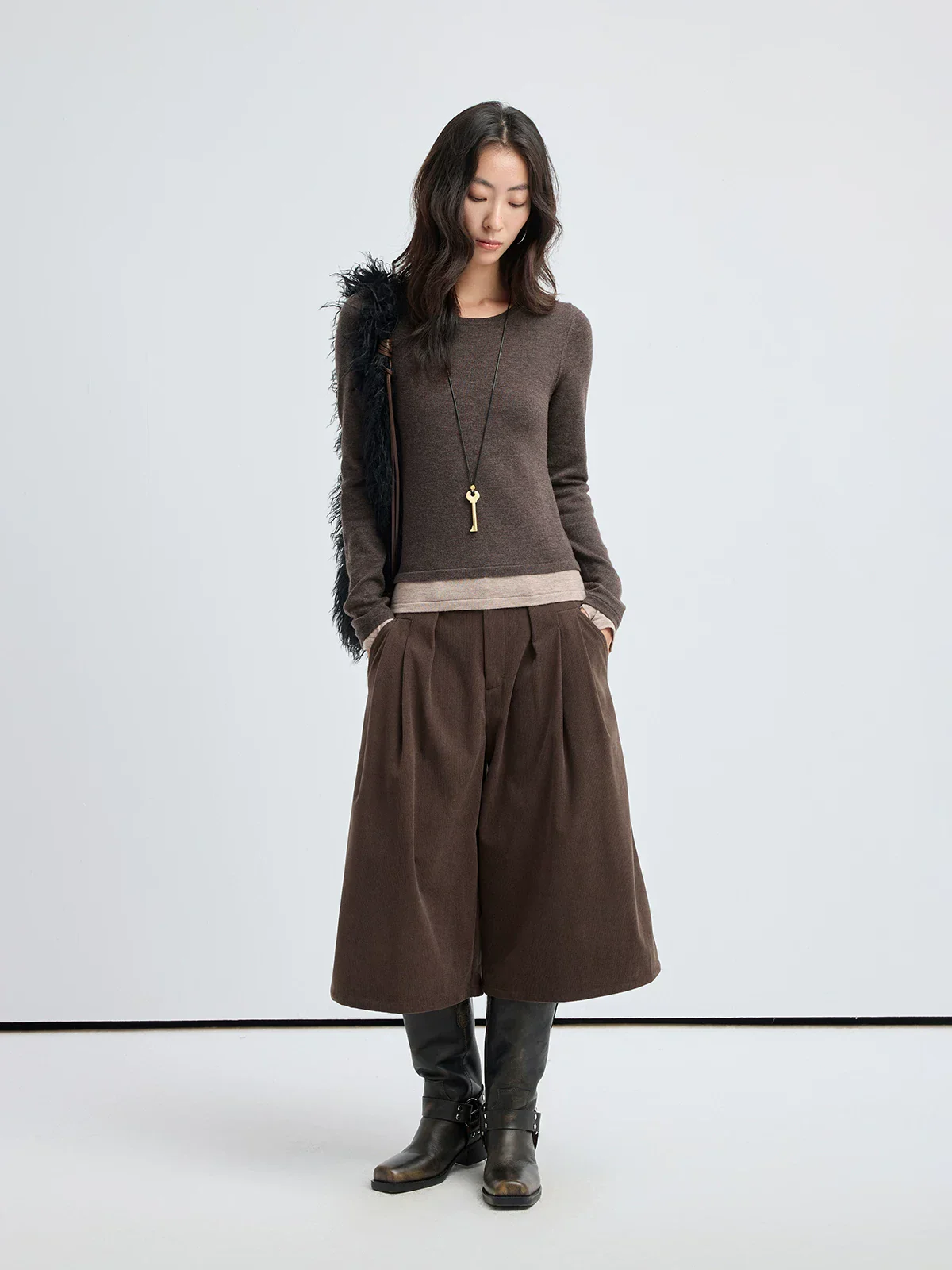 Contrast Hem Sweater - Image 3