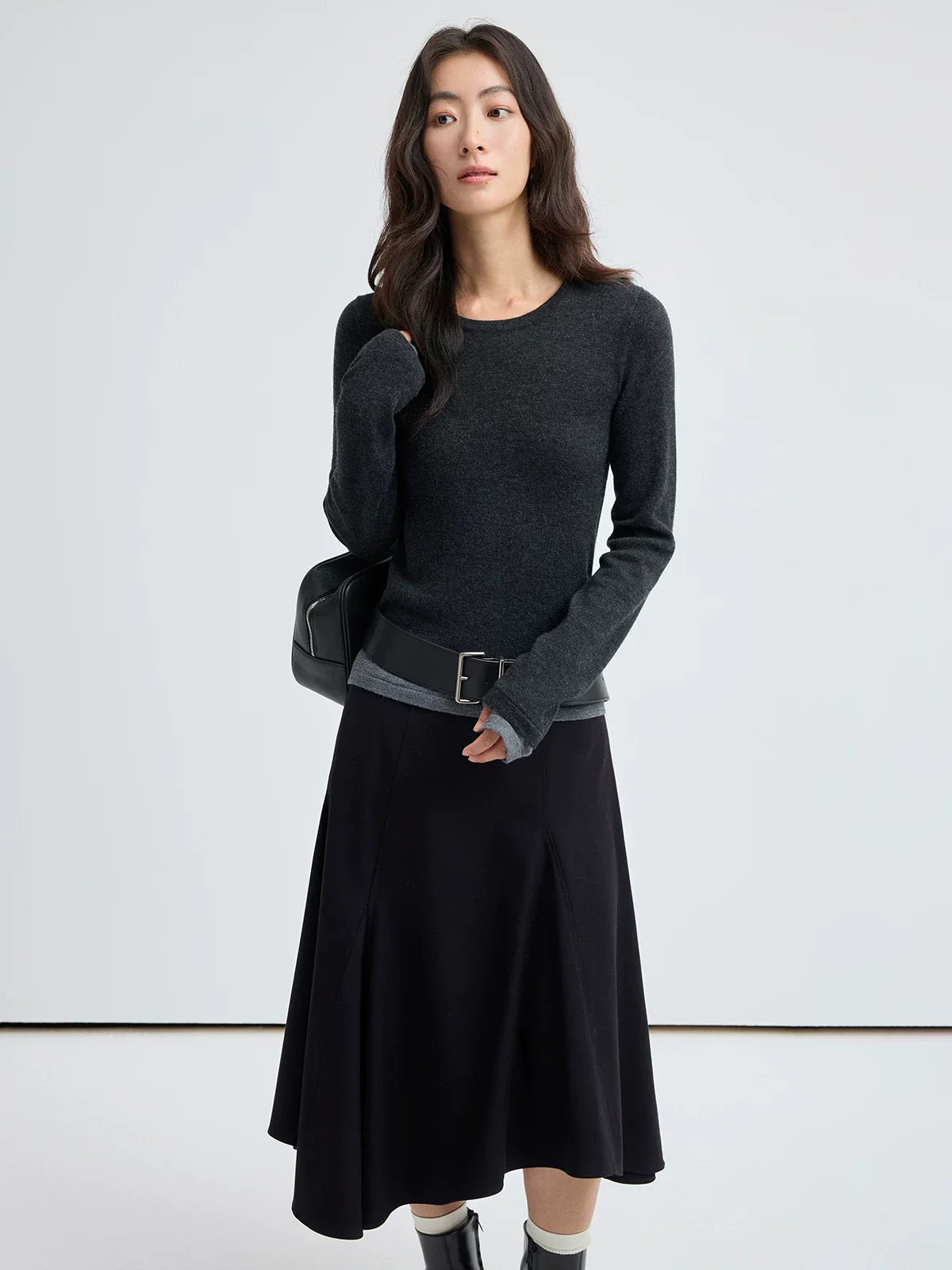 Contrast Hem Sweater - Image 4