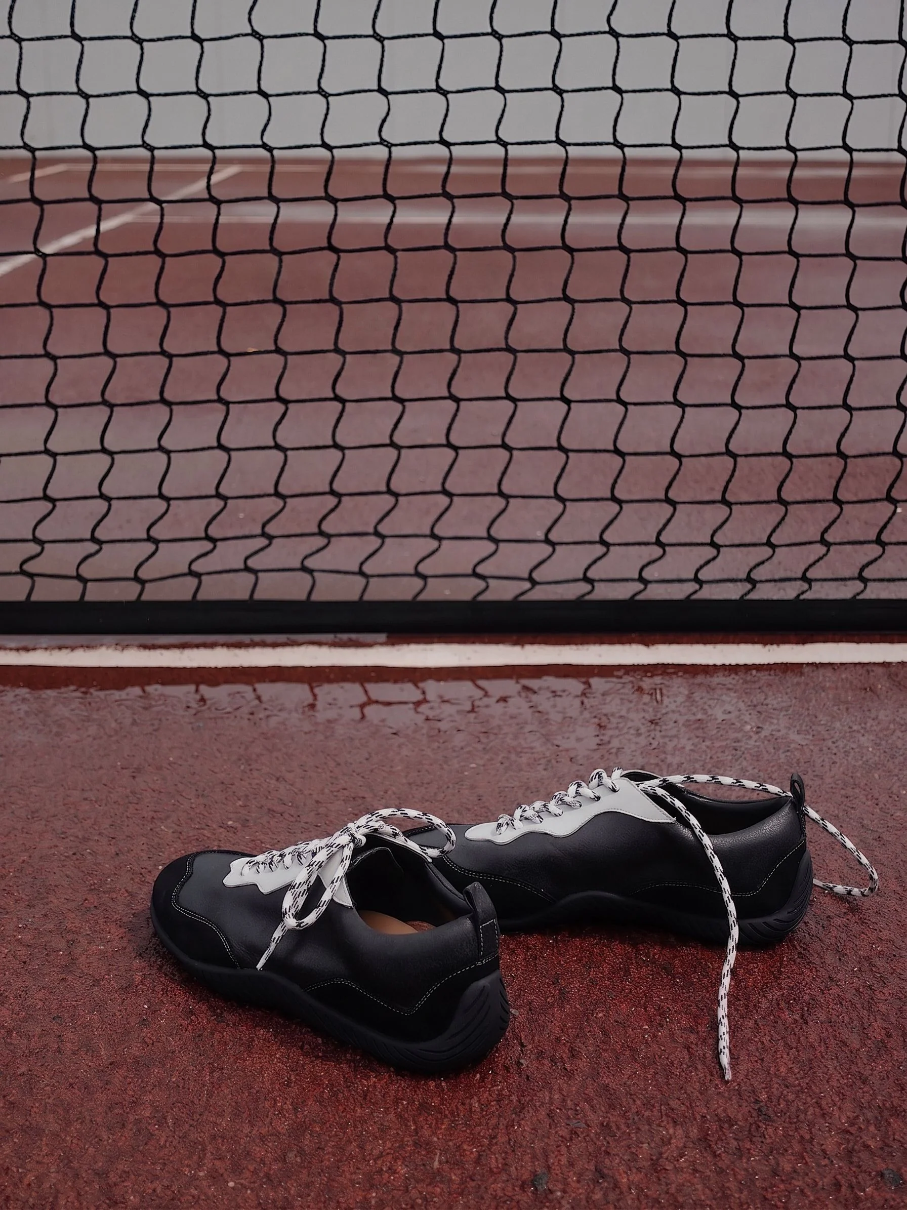 Contrast Lace Sneakers - Image 3