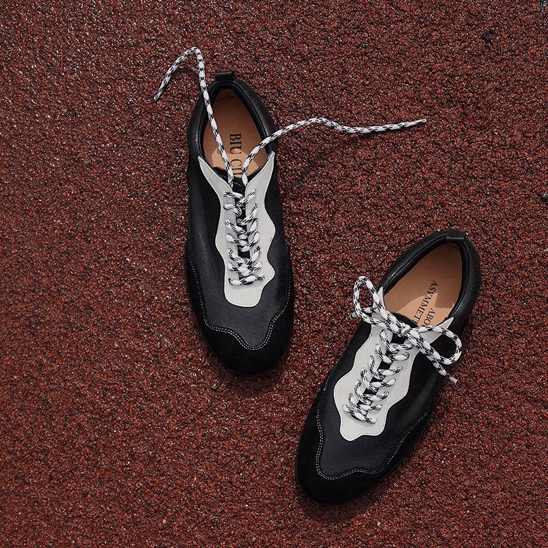 Contrast Lace Sneakers - Image 4