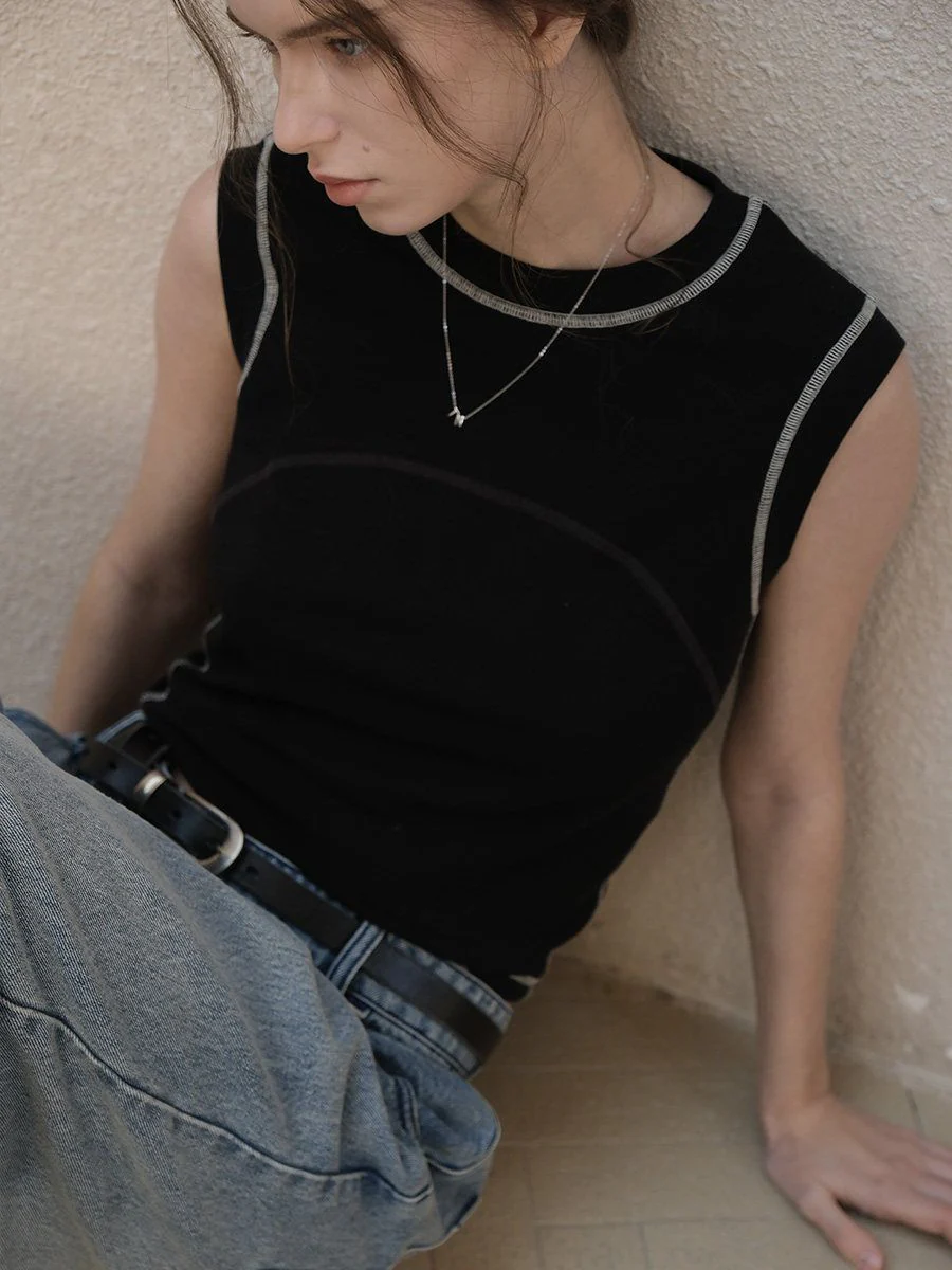 Contrast Seam Crop Top - Image 4