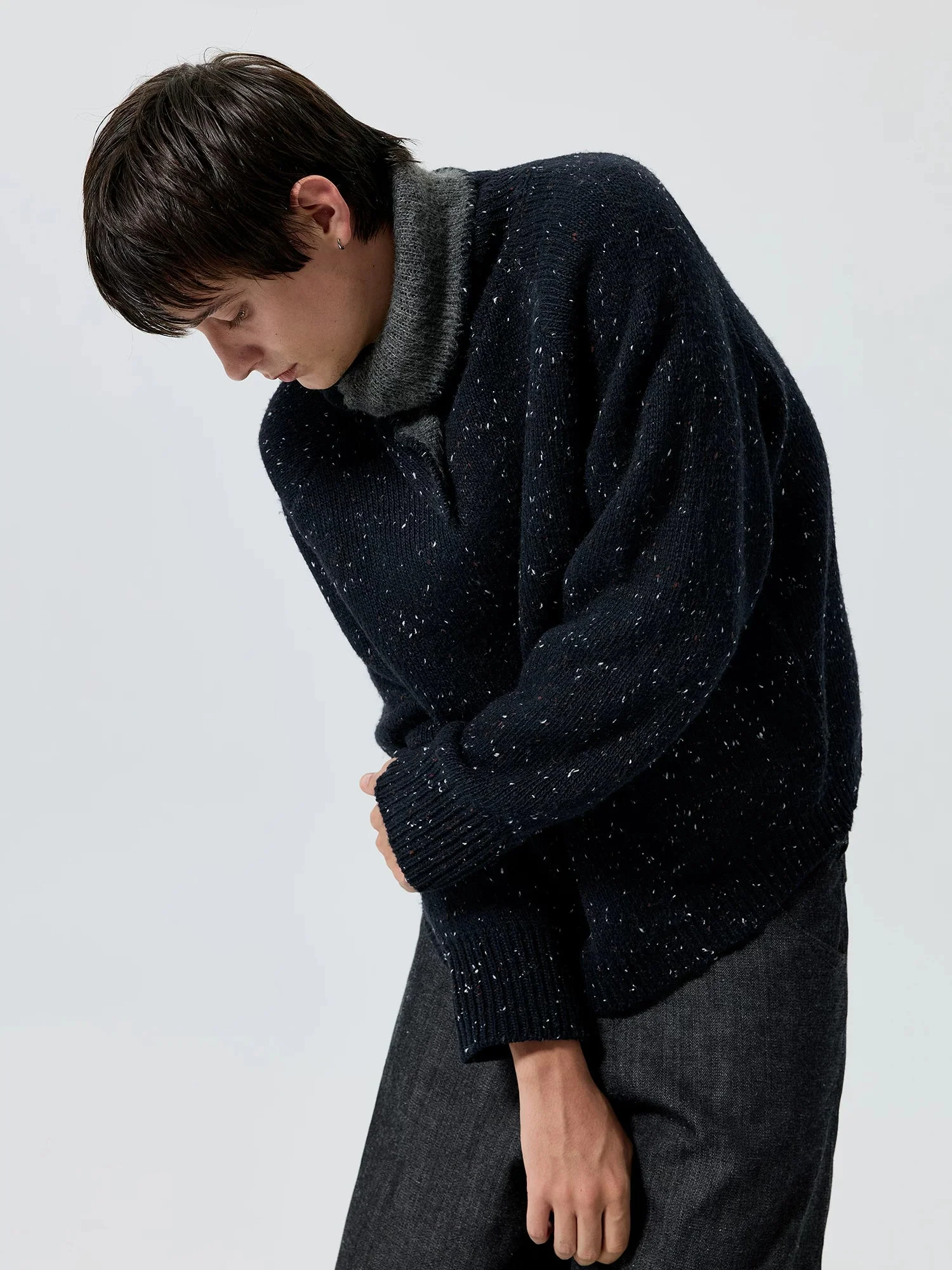 Contrast Tie-Neck Sweater - Image 4
