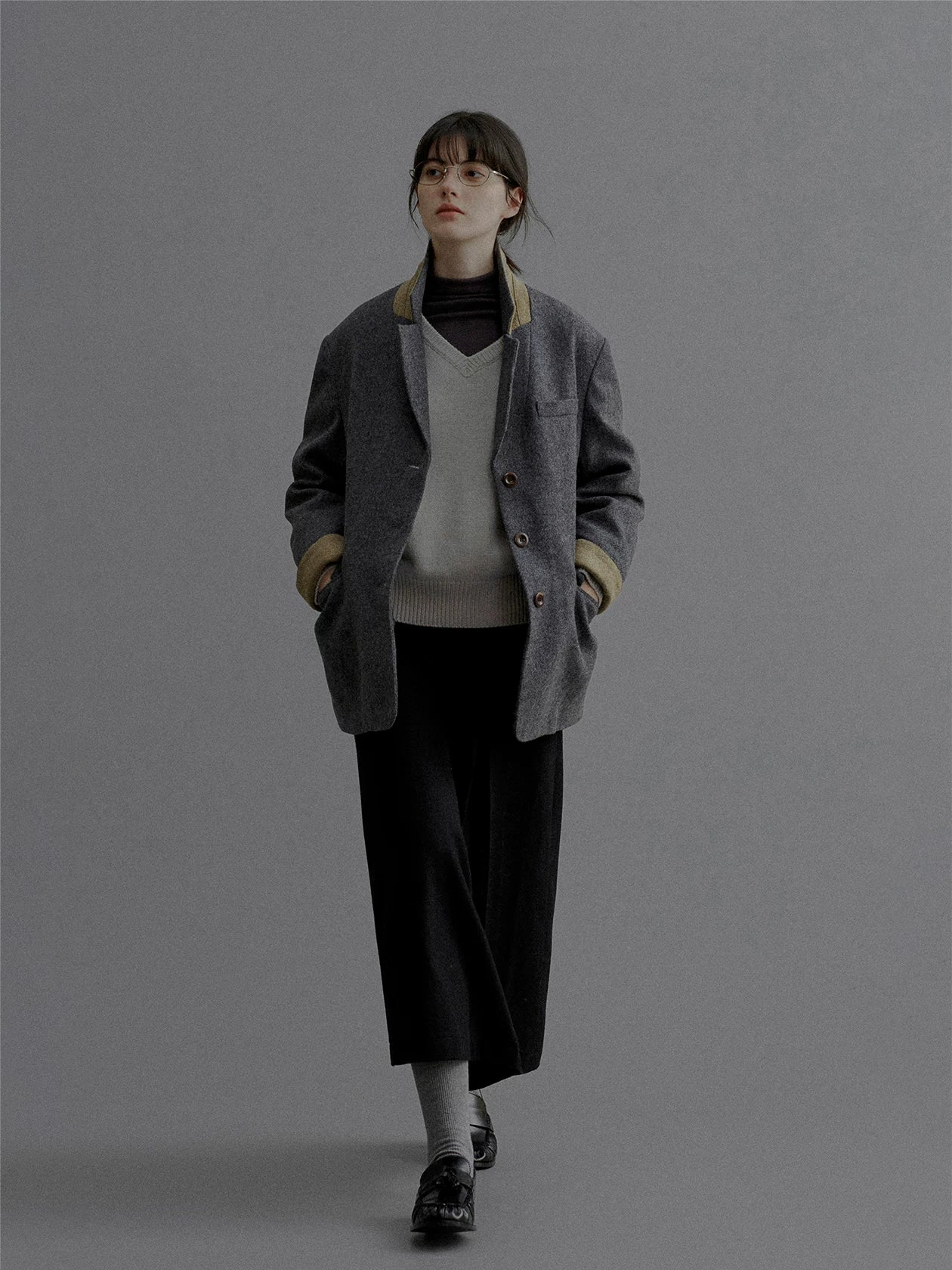 Contrast-Trim Wool Blazer - Image 3