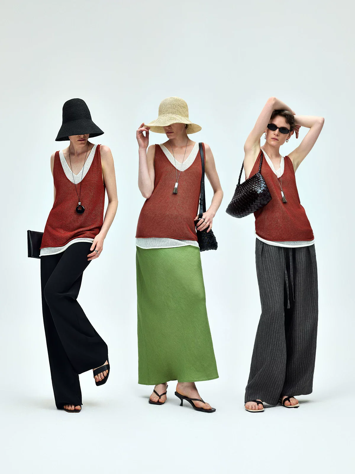 Contrast V-Neck Knit Tank - Image 3