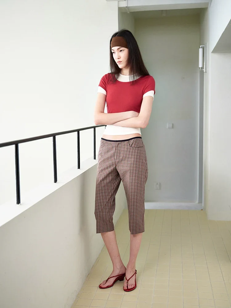 Contrast Waist Plaid Capri Pants
