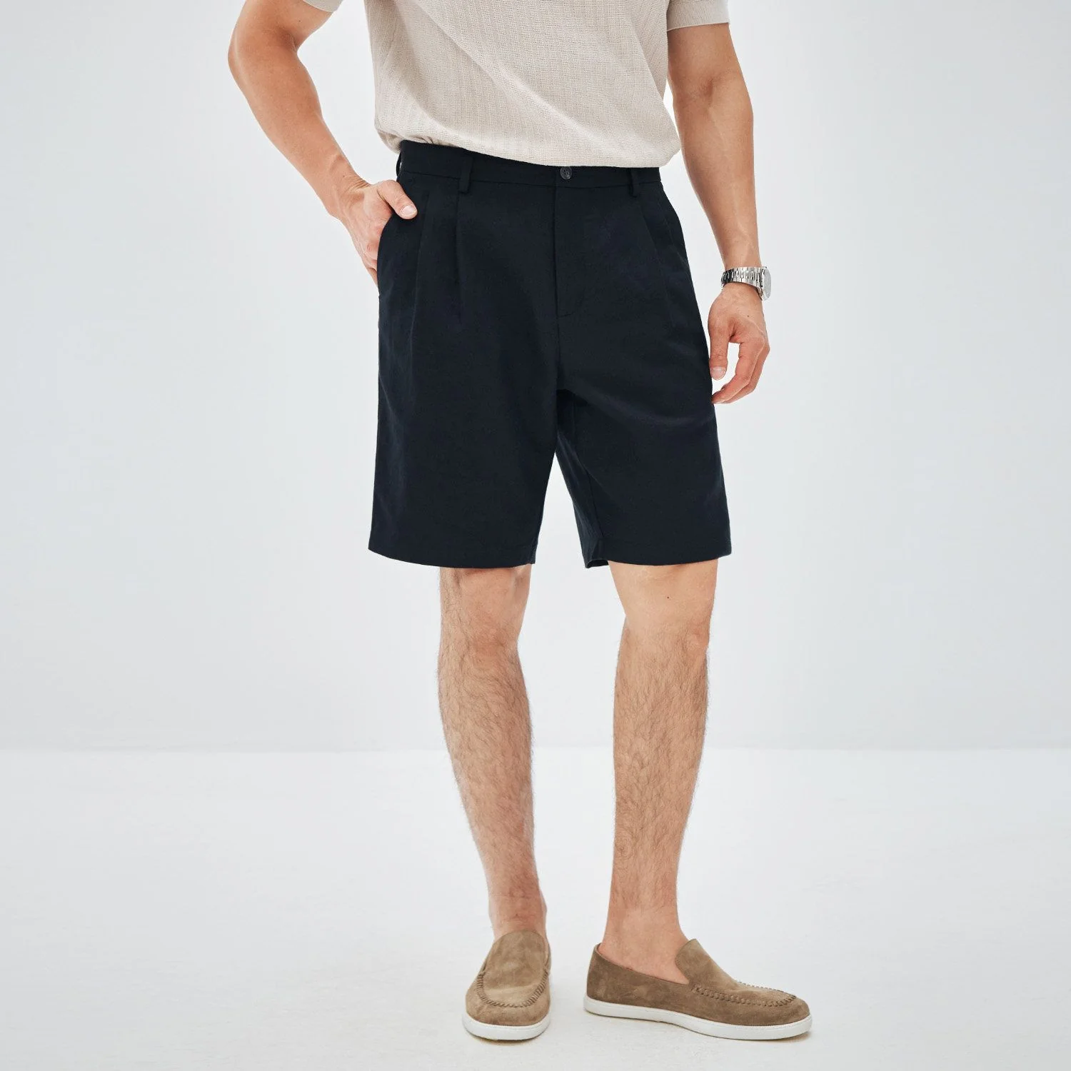 Cotton-Linen Pleated Shorts - Image 6