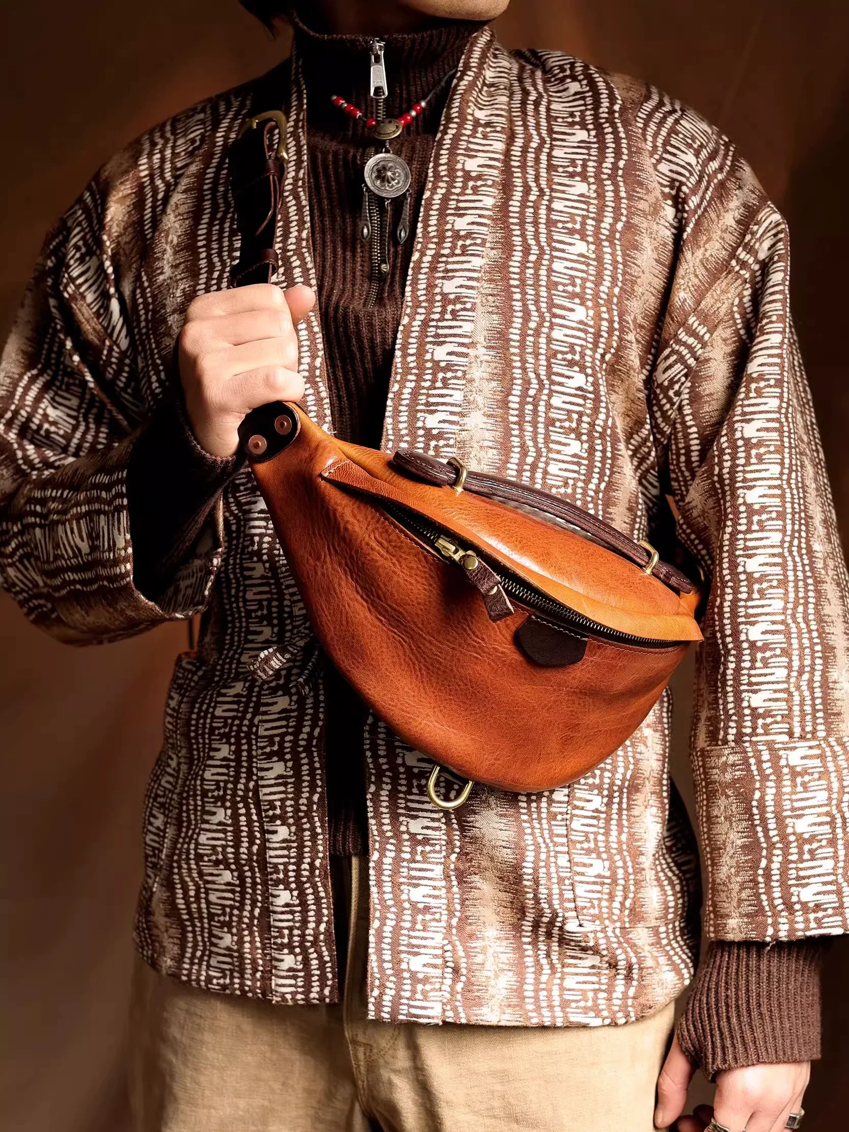 Crescent Leather Sling Bag - Image 4