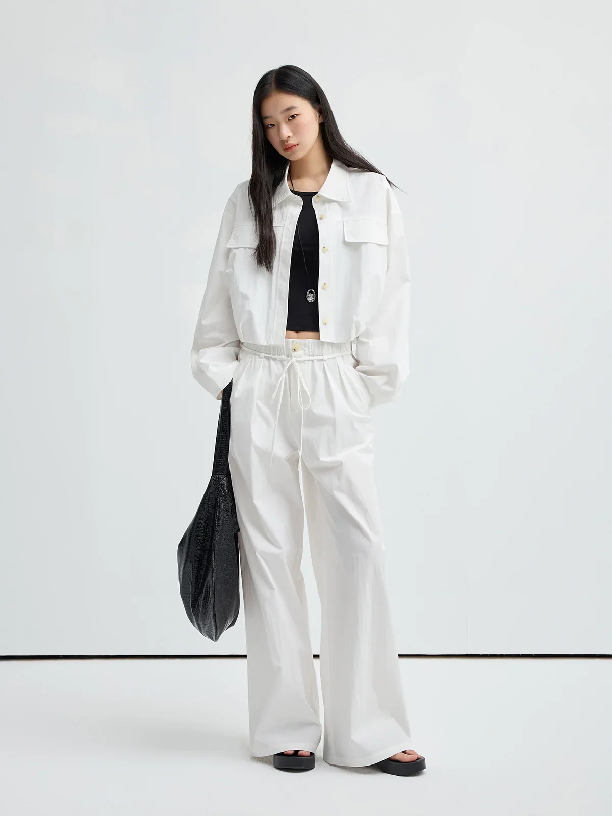 Crinkle Twill Drawstring Wide-Leg Pants - Image 2