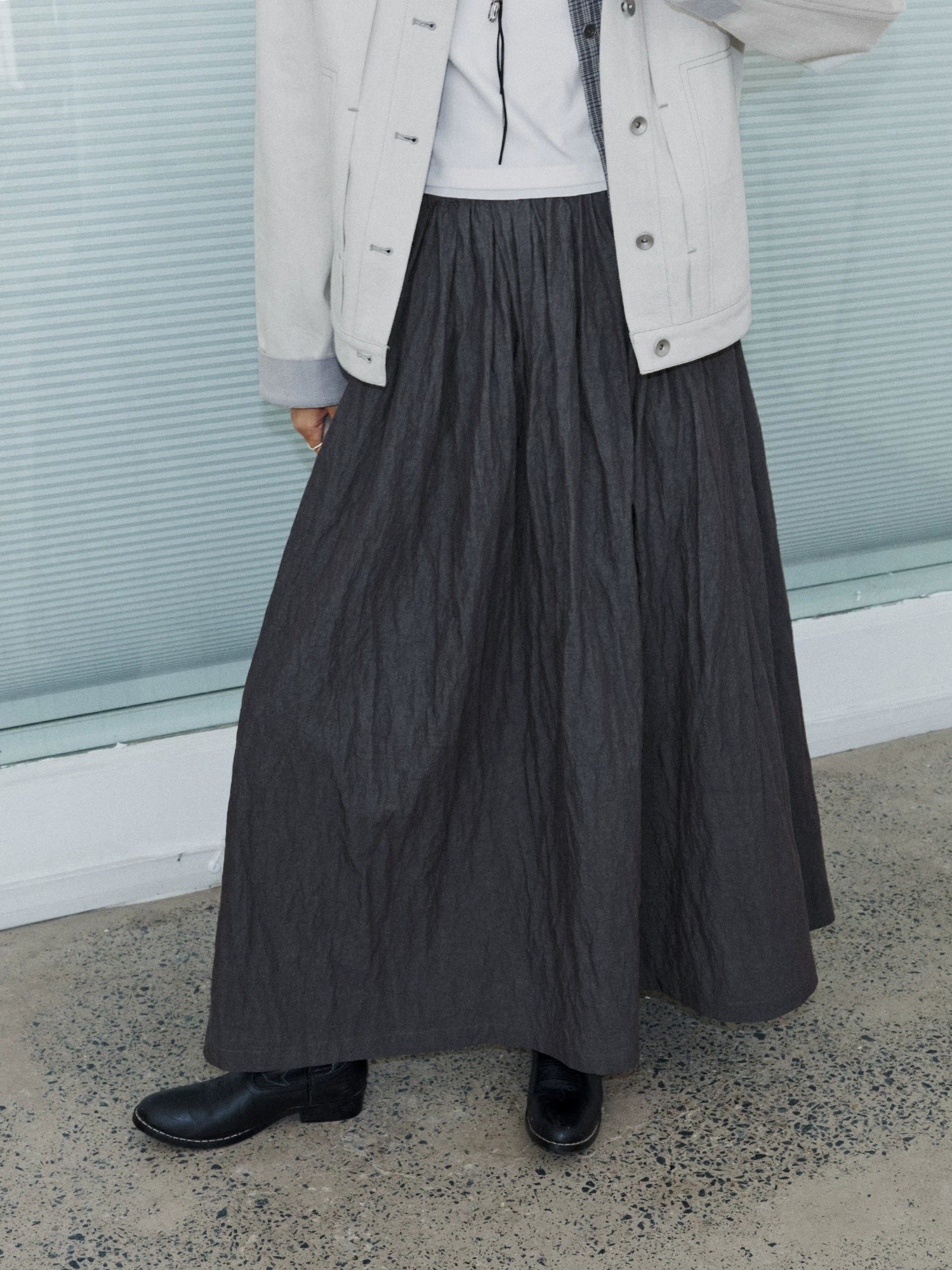 Crinkled A-Line Maxi Skirt - Image 6
