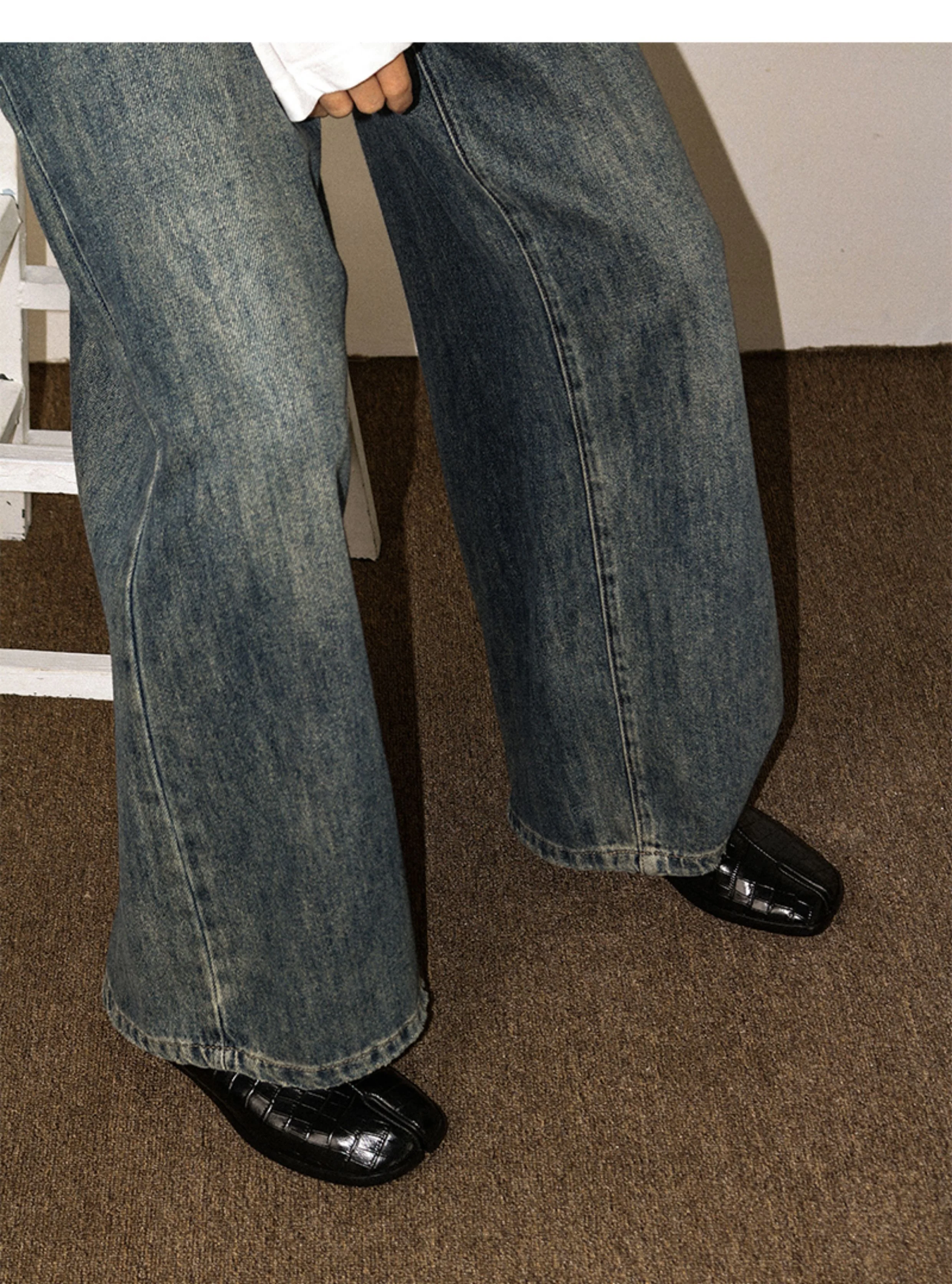 Croc-Embossed Tabi Loafers - Image 5