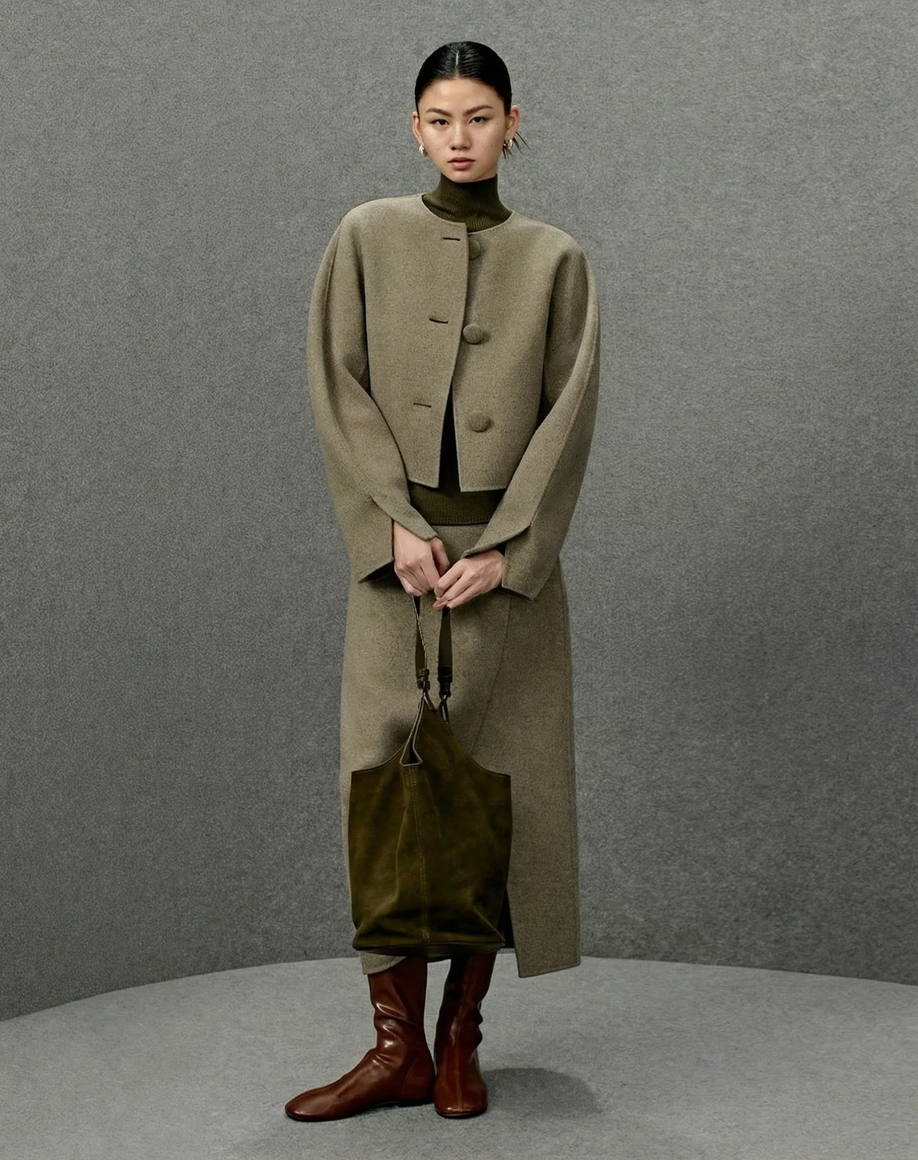 Cropped Collarless Jacket - Image 4