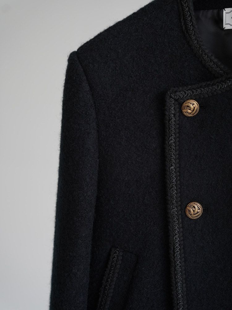 Cropped Double-Breasted Jacket - Image 4