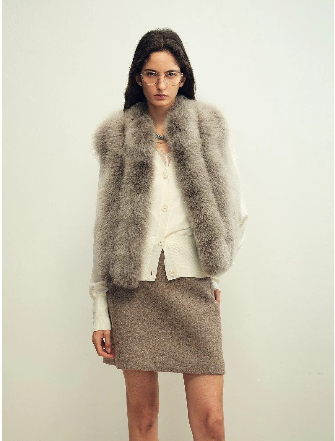 Cropped Fur Vest - Image 7
