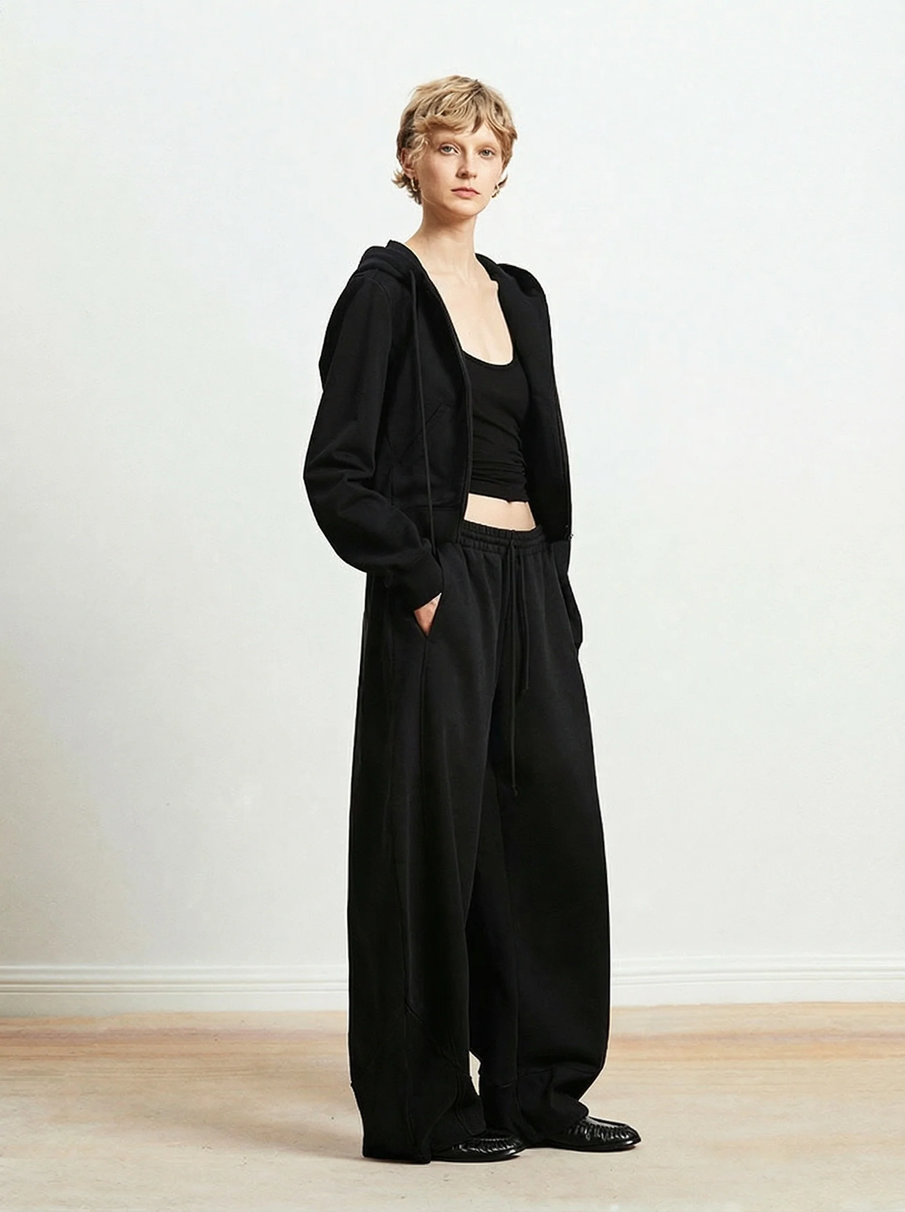 Cropped Hoodie Set - Image 4