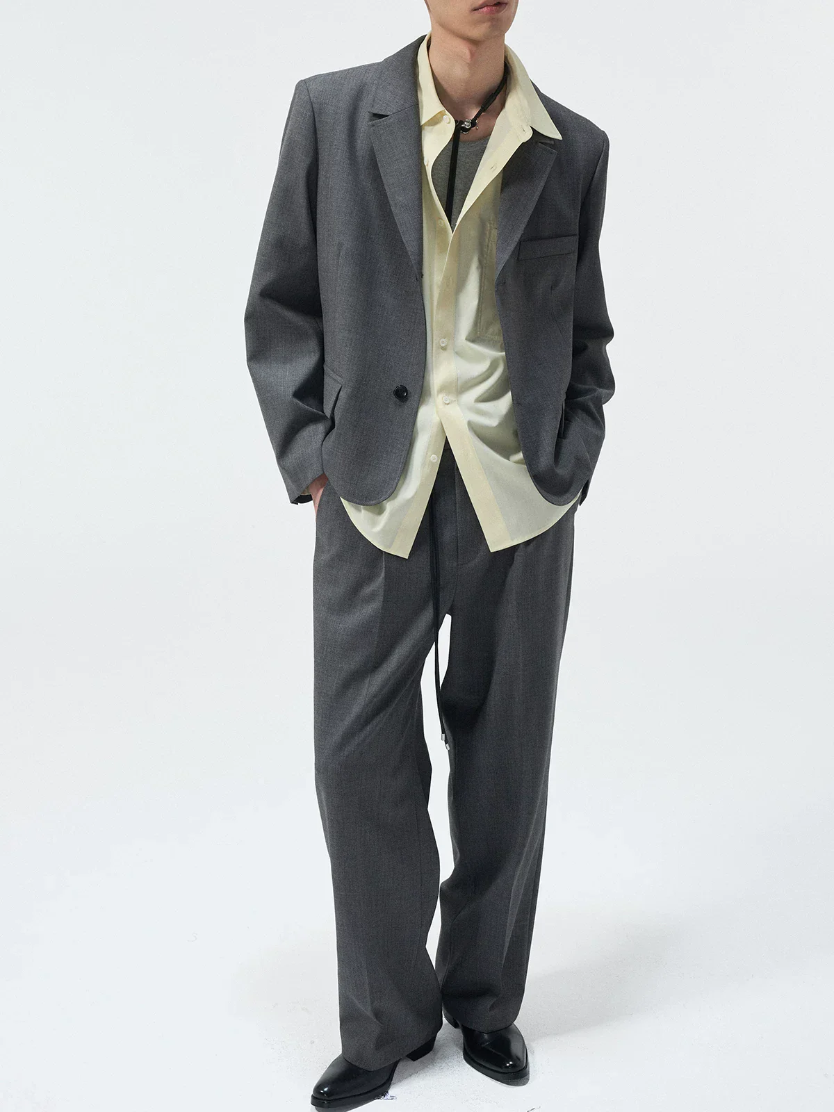 Cropped Merino Blazer