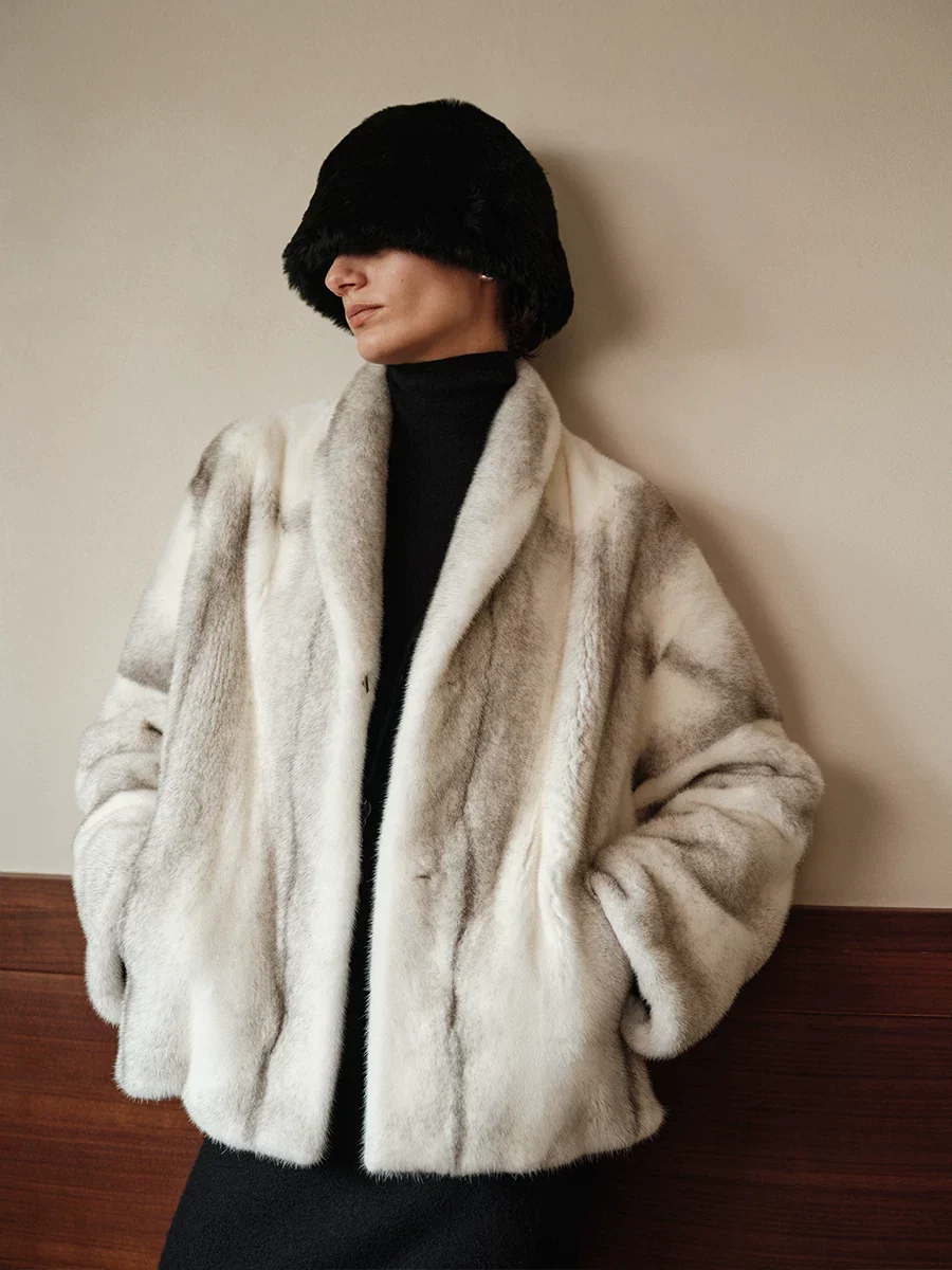 Cropped Mink Jacket - Image 2