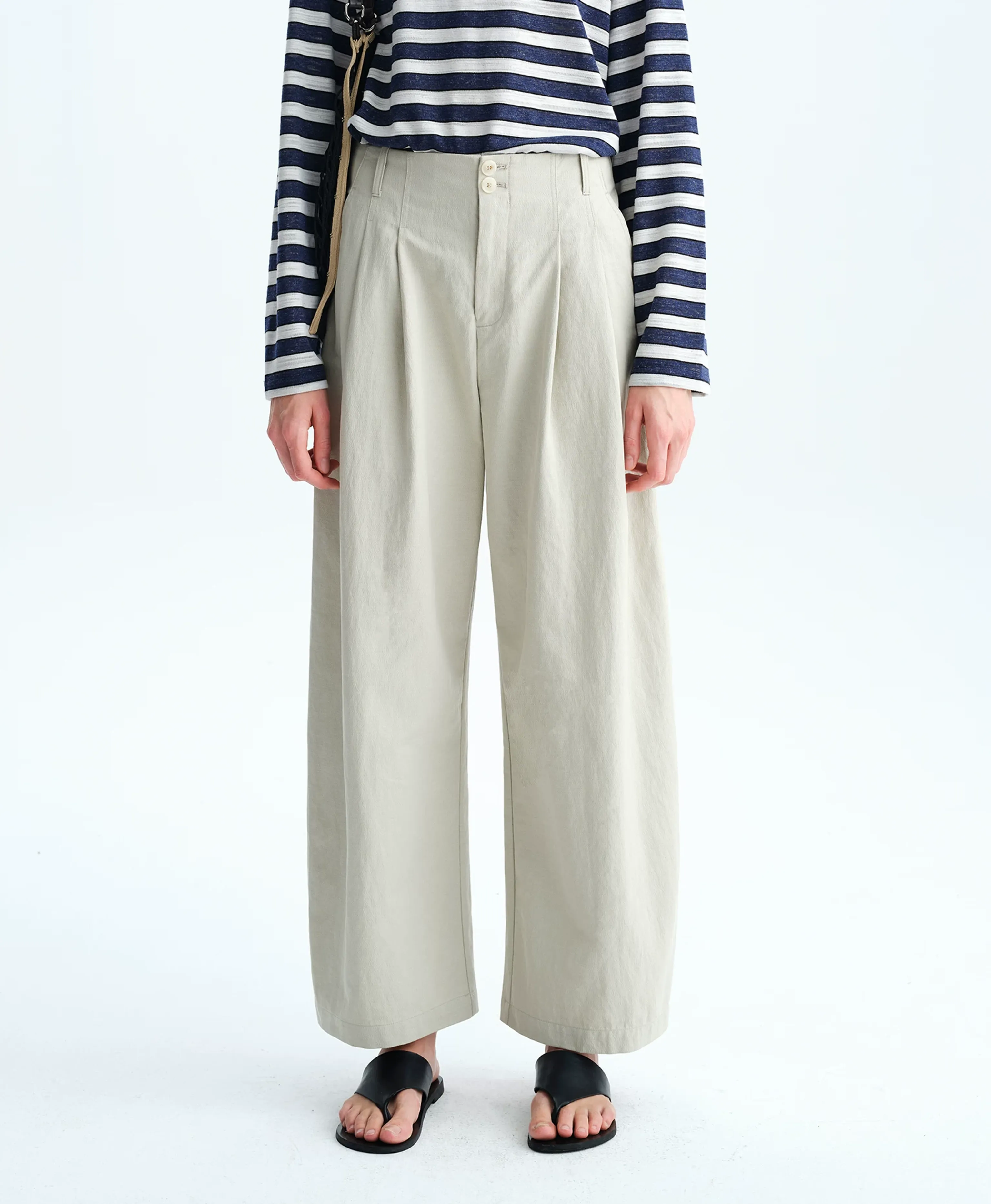 Curved Double-Pleat Wide-Leg Trousers