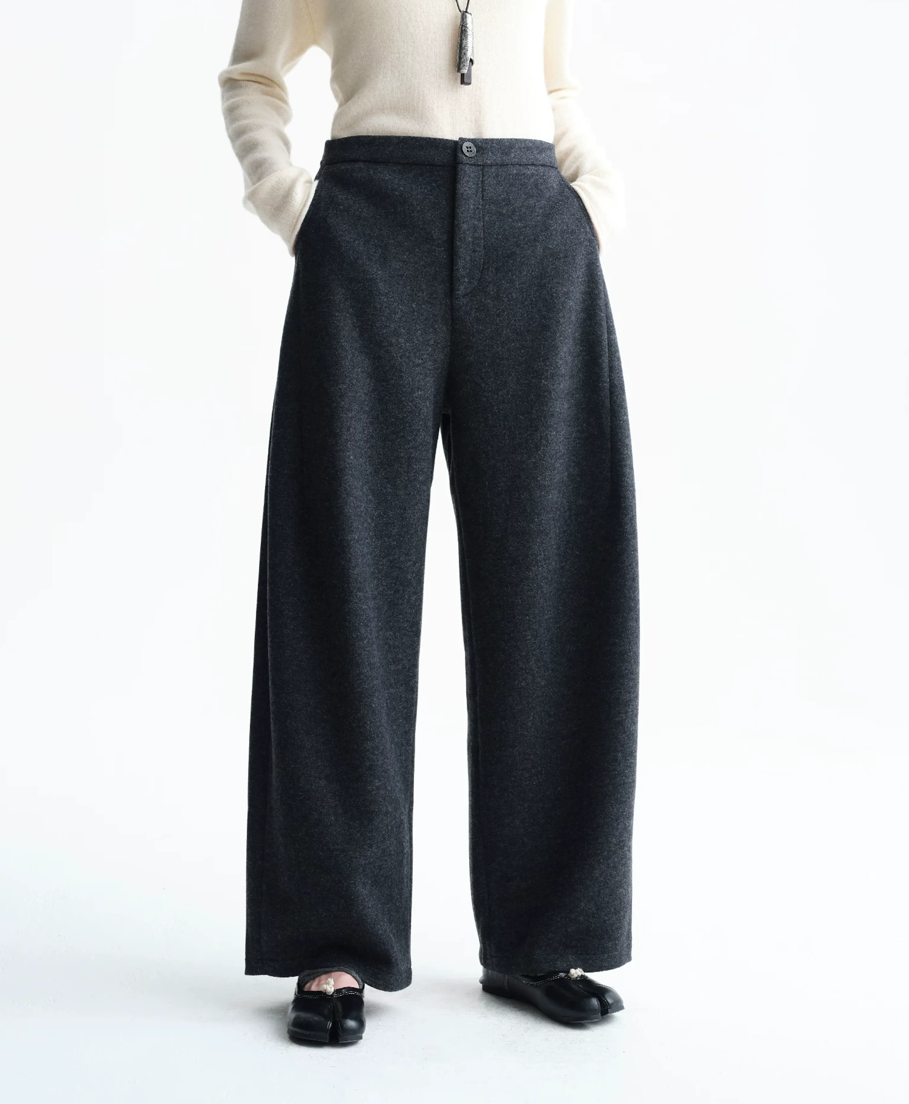 Curved Knit Wide-Leg Trousers