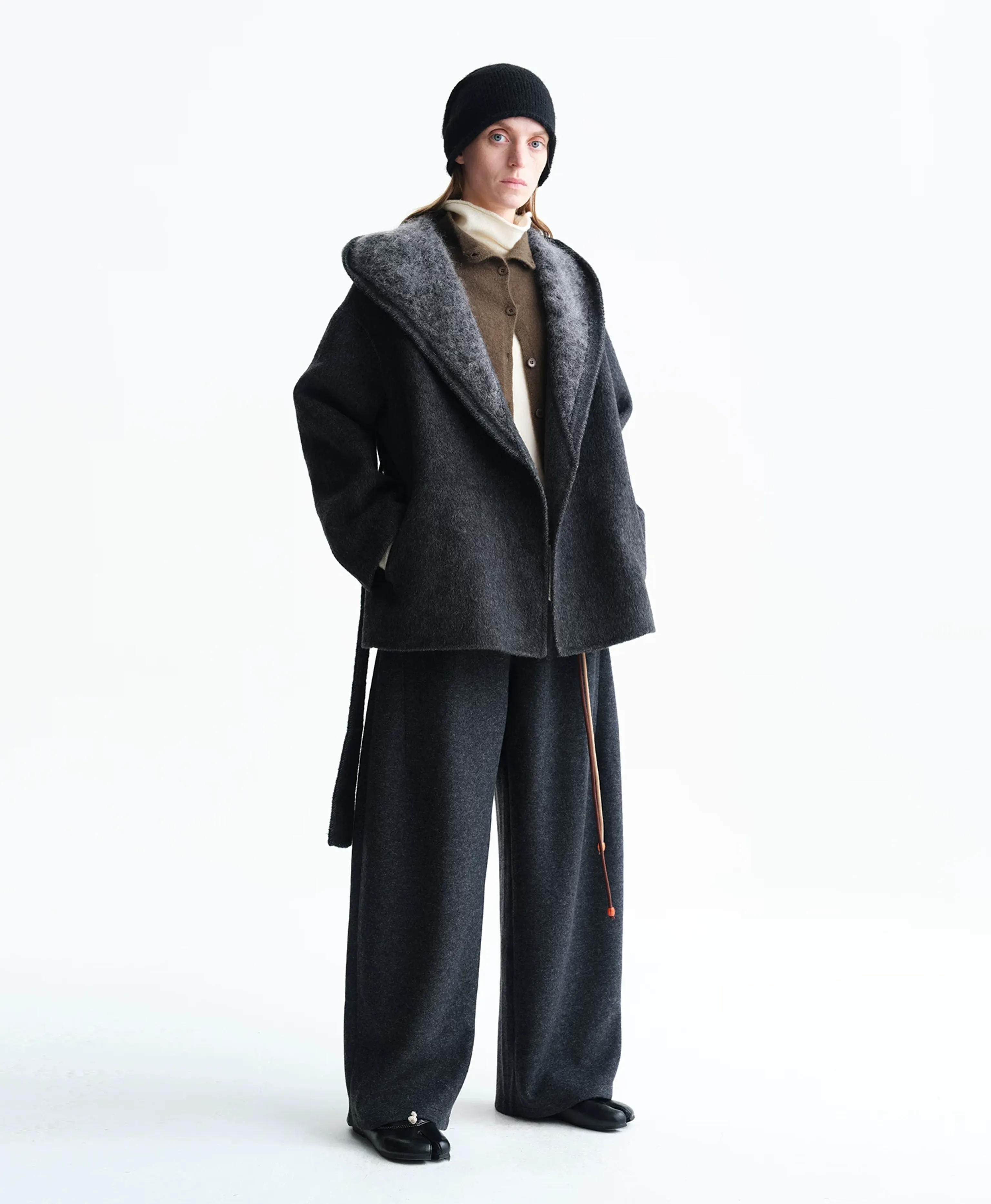 Curved Knit Wide-Leg Trousers - Image 5
