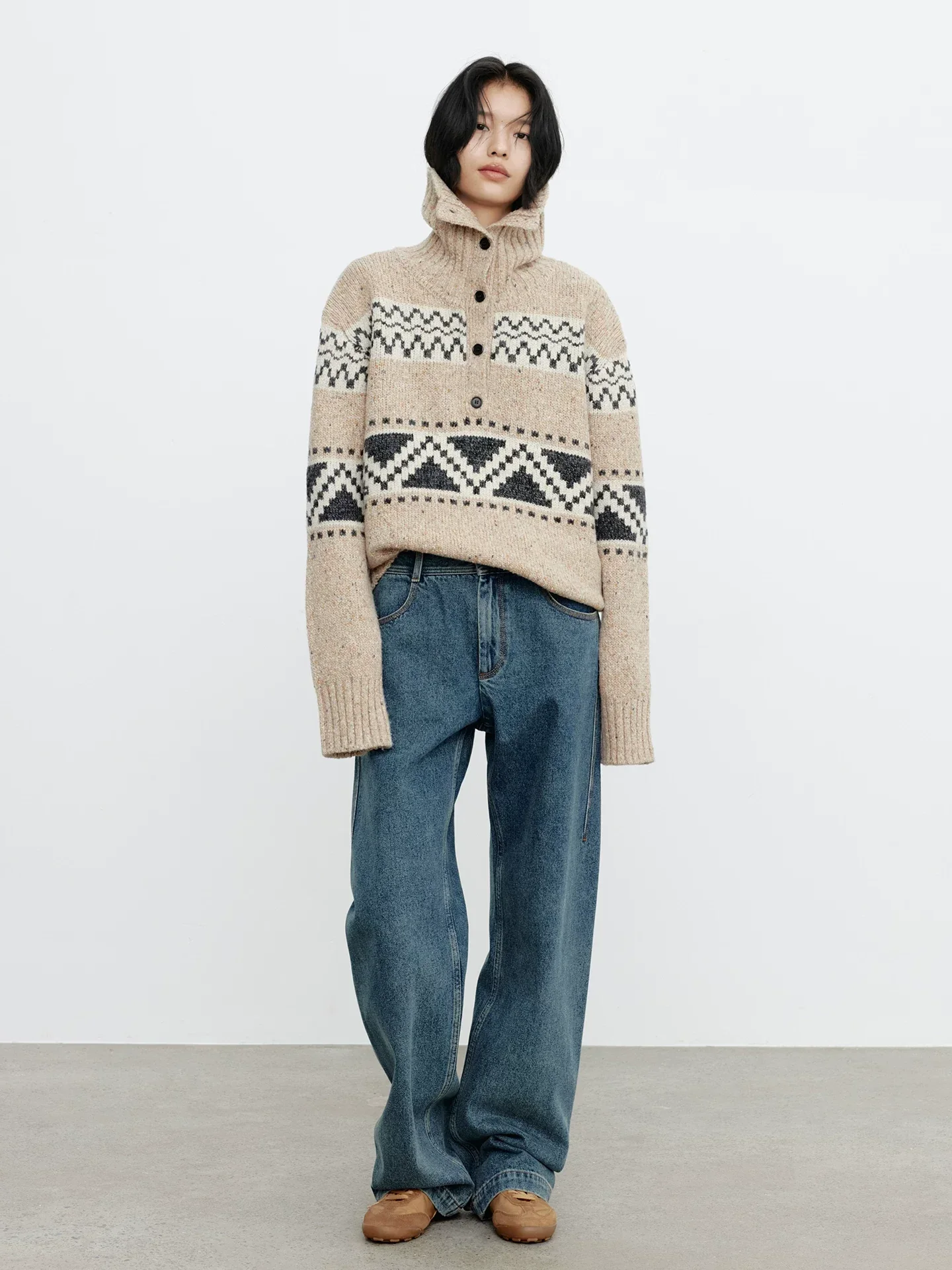 Curved Seam Jeans - Image 4