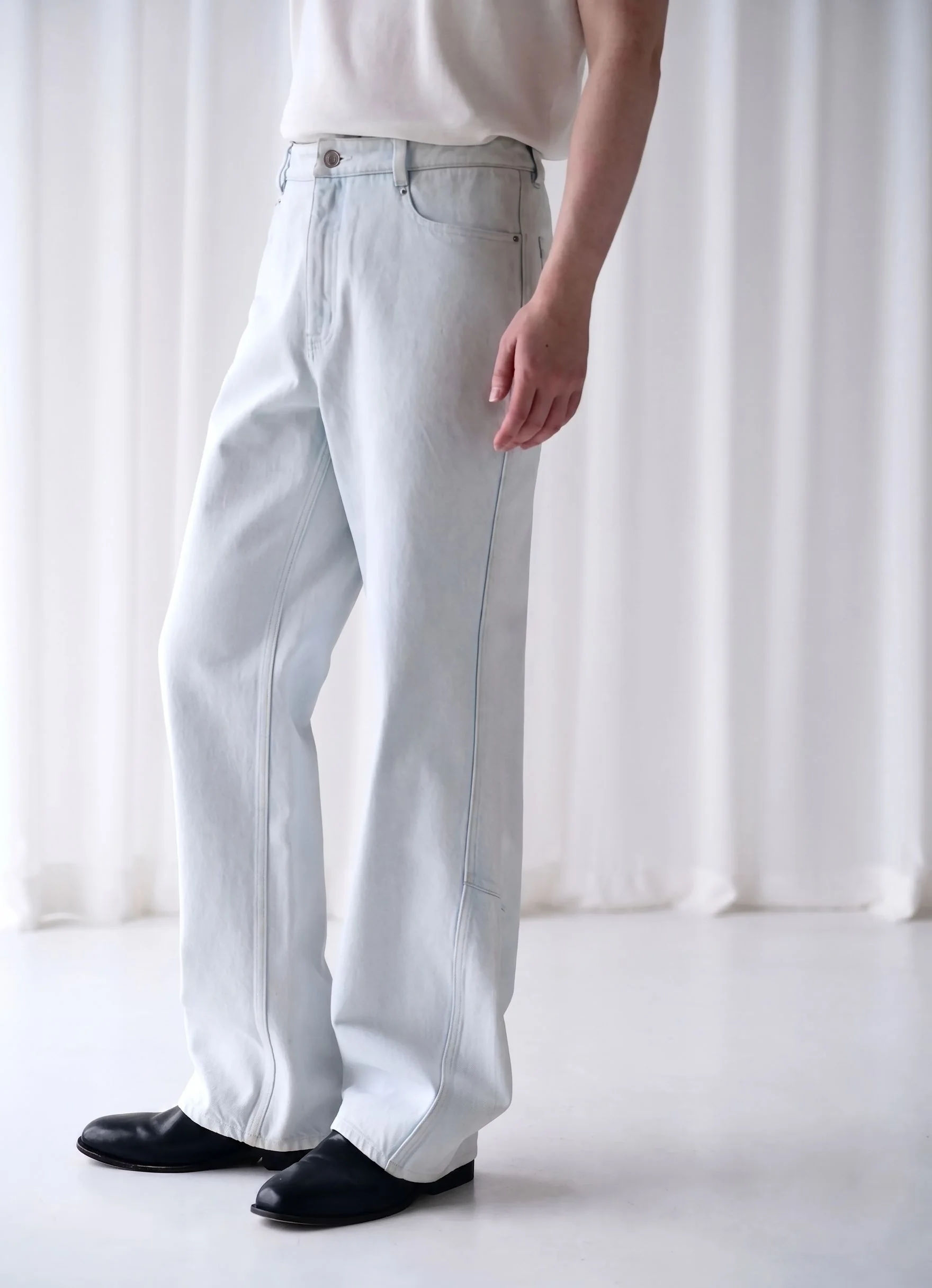 Curved Seam Jeans
