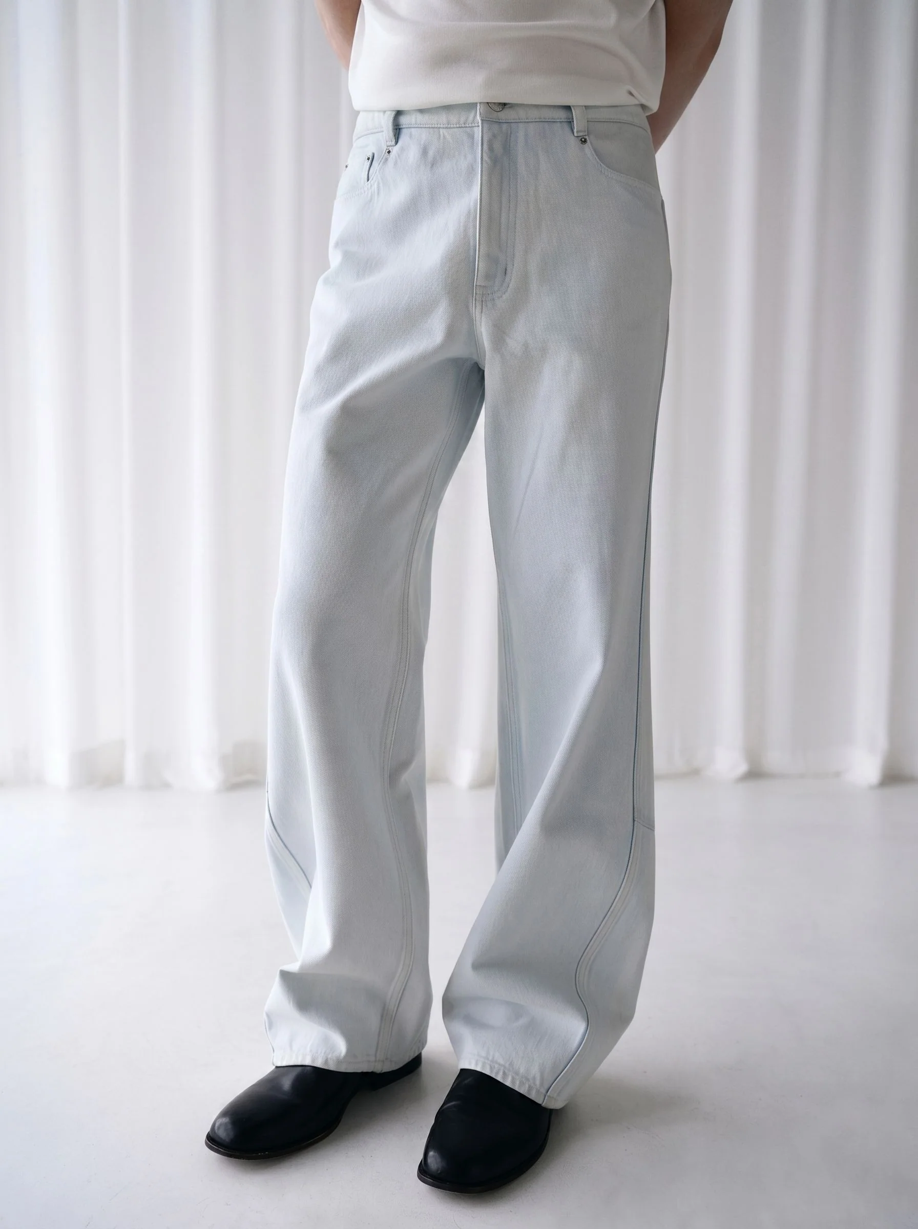 Curved Seam Jeans - Image 5