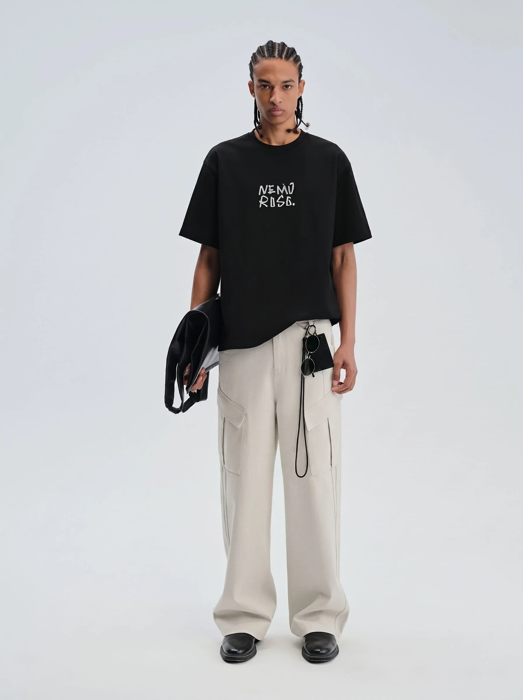 Curved Seam Wide-Leg Cargo Pants