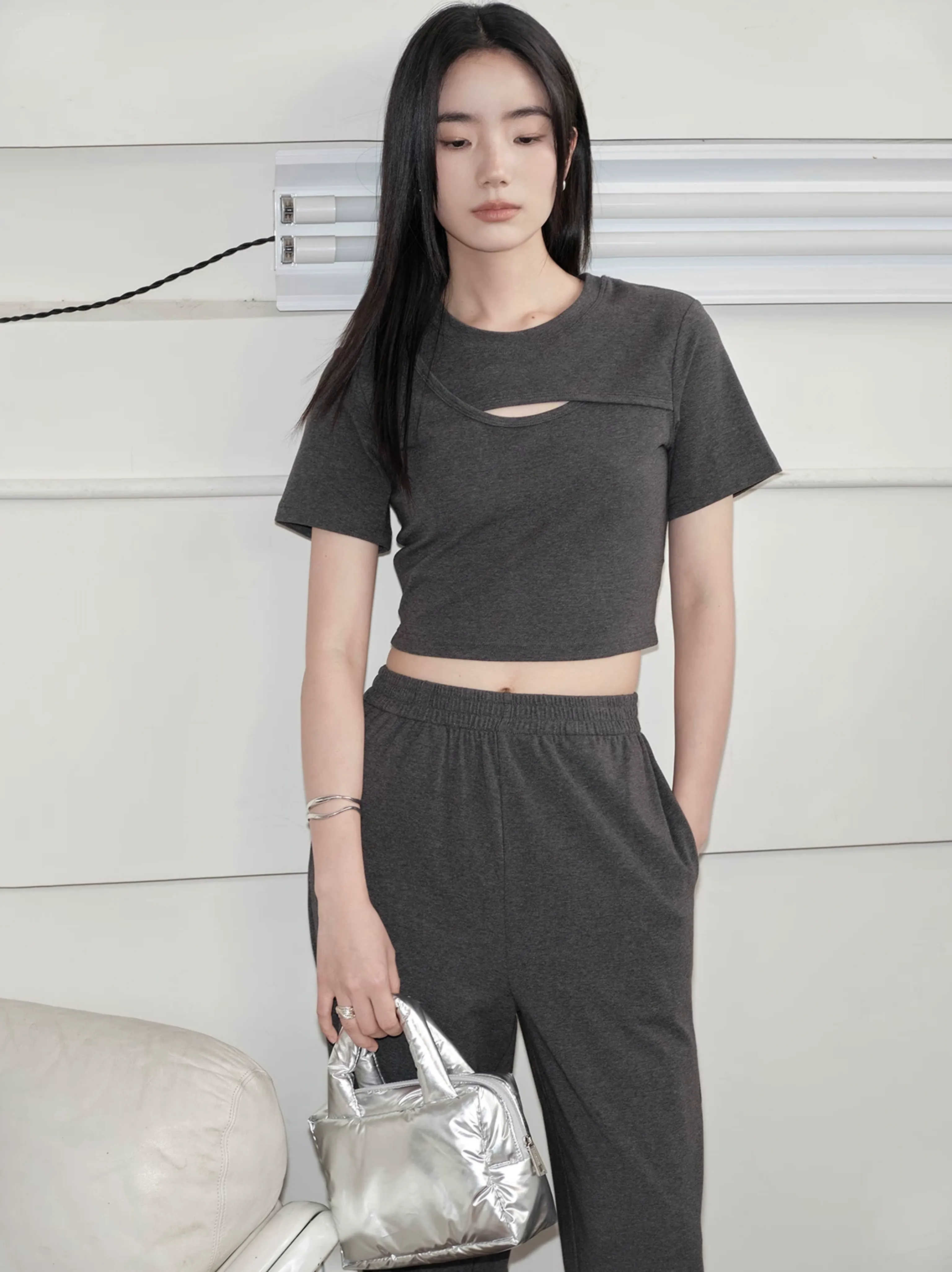Cut-Out Crop Top & Wide-Leg Pants Set - Image 4