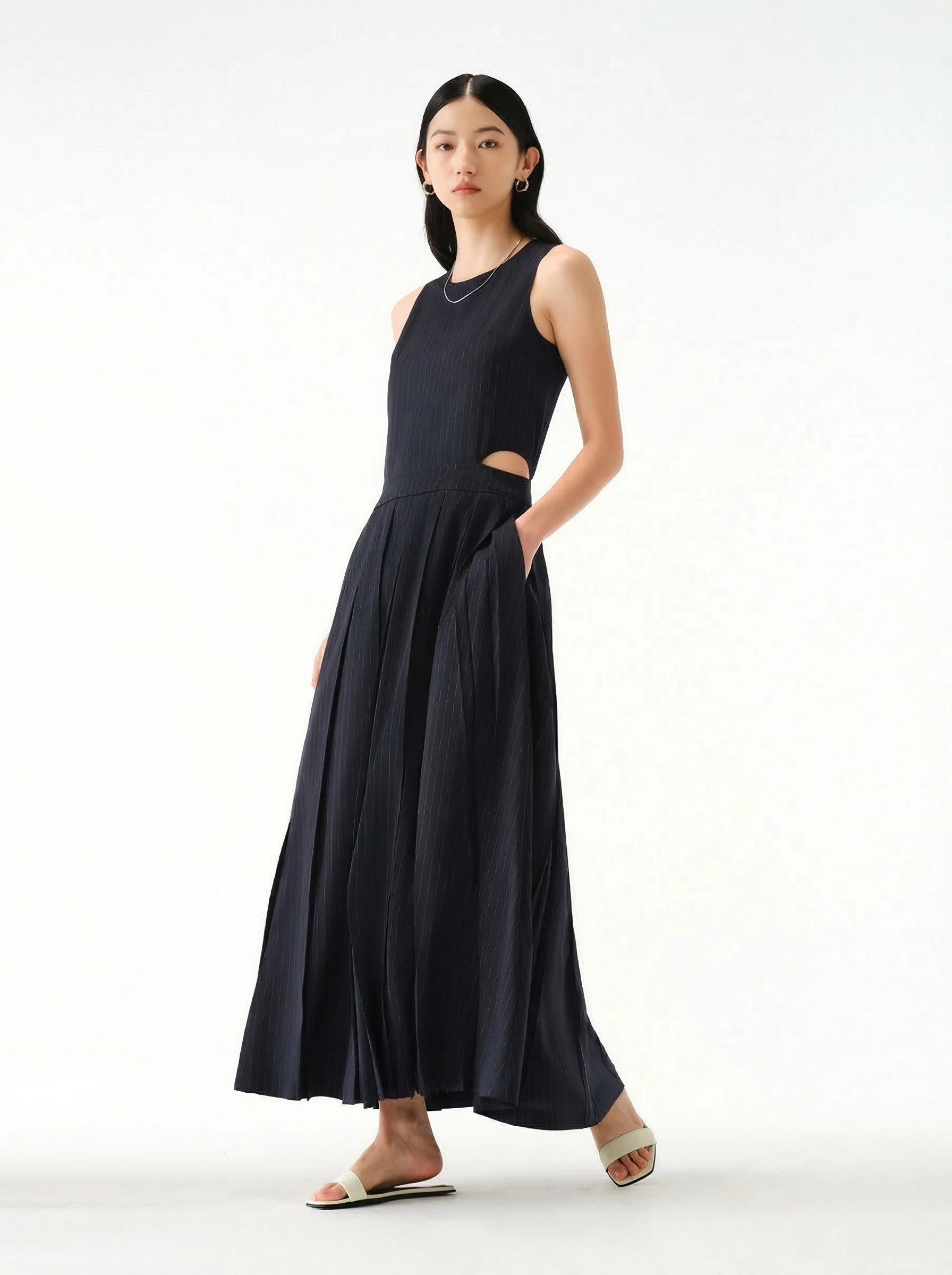 Cutout Pleated Midi Dress - Image 14