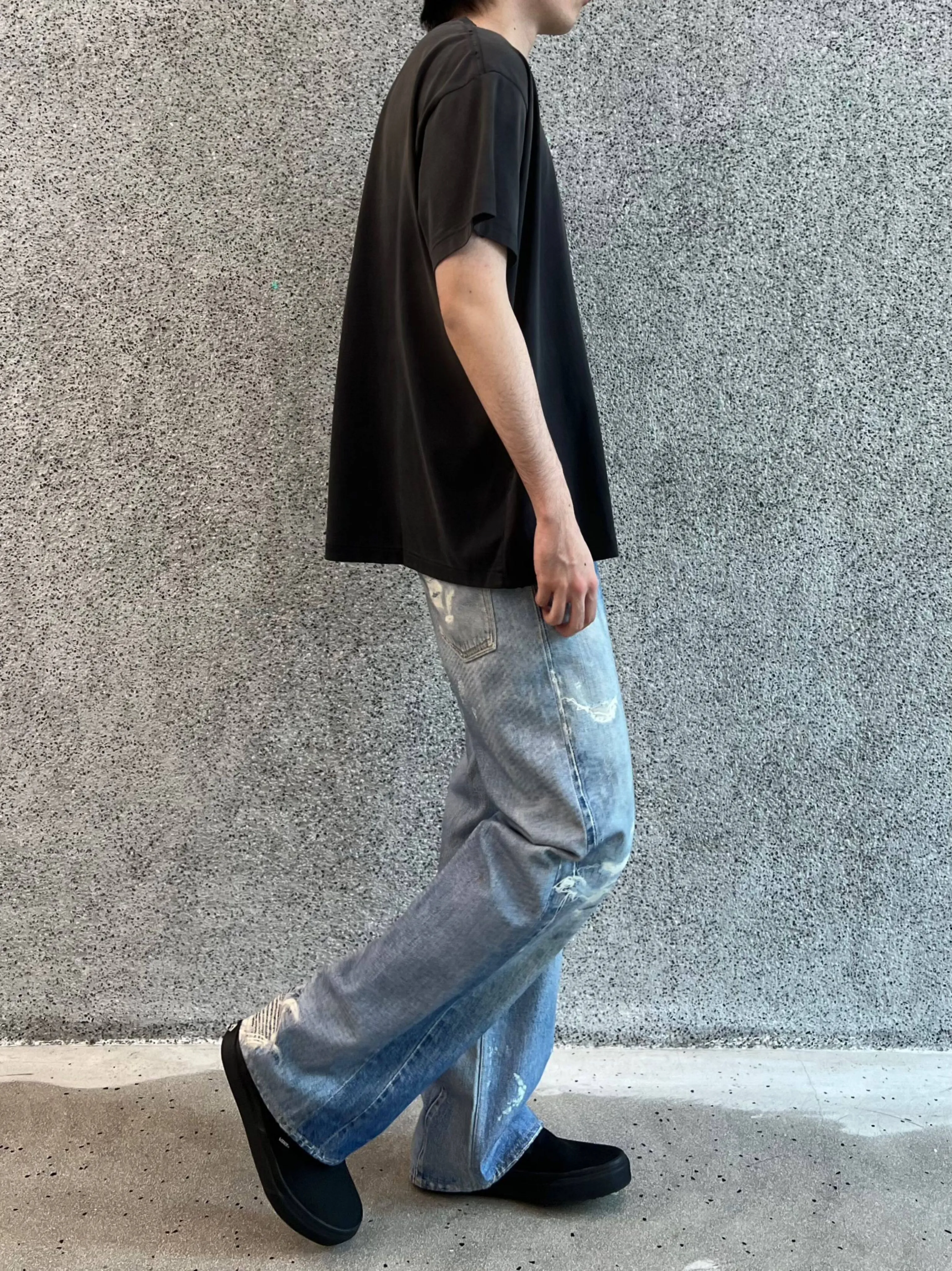 Cutout Pocket Tee - Image 4