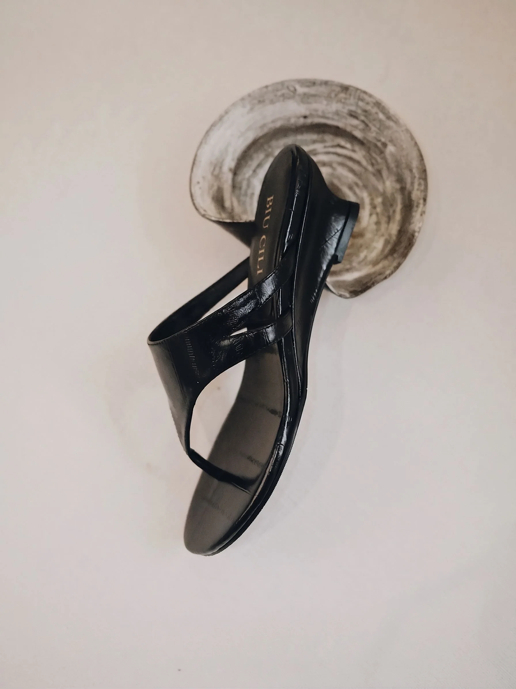 Cutout Wedge Thong Sandals - Image 6